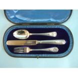 A christening cutlery set, well-presented in fitted baize-lined box, comprising a small spoon,