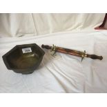 ORIENTAL BOWL & CASED FORK & KNIFE SET (AF)