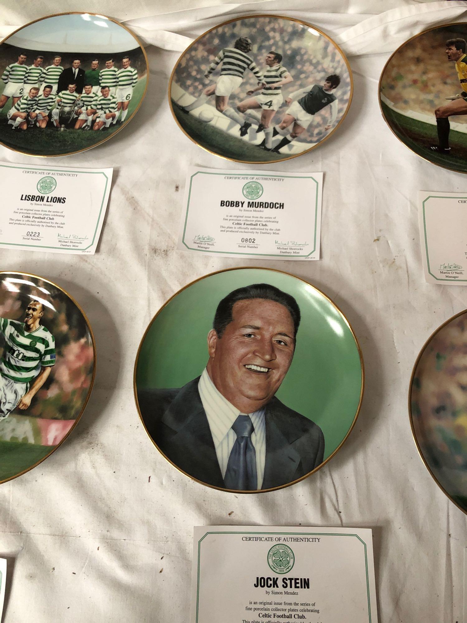 SET 12 CELTIC F C PLATES WITH CERTIFICATES BY DANBURY MINT - Bild 6 aus 8