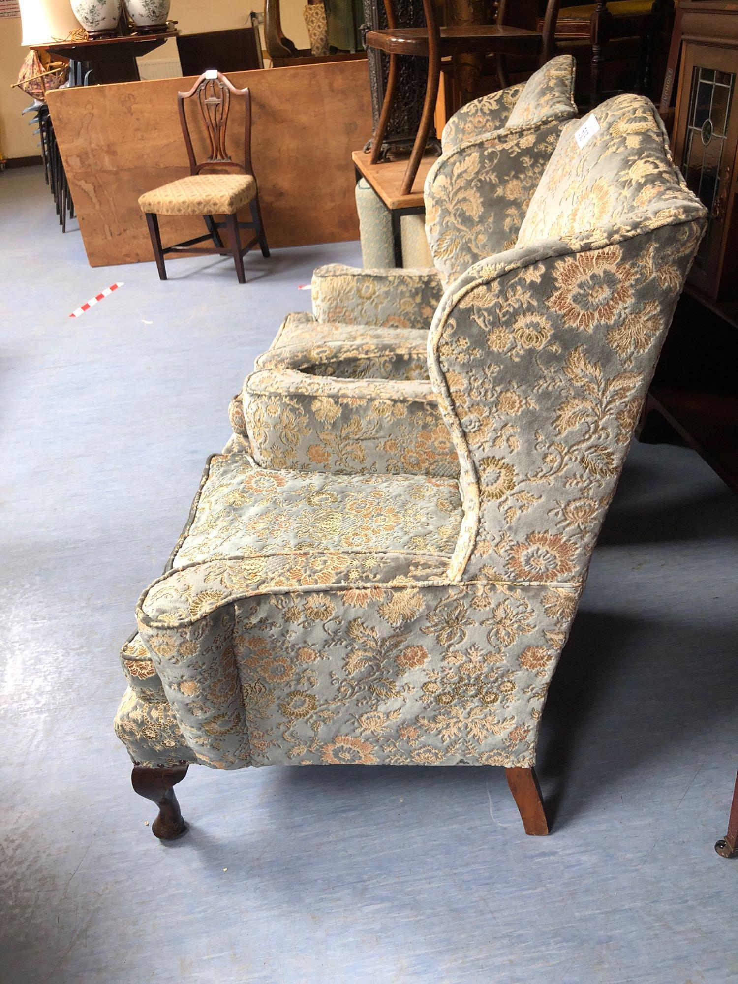 2 WING BACK EASY CHAIRS - Image 4 of 4