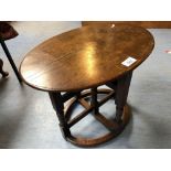 OAK OVAL TABLE (AF)