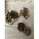 BOX BRASS HORSE BUCKLES/ HARNESS