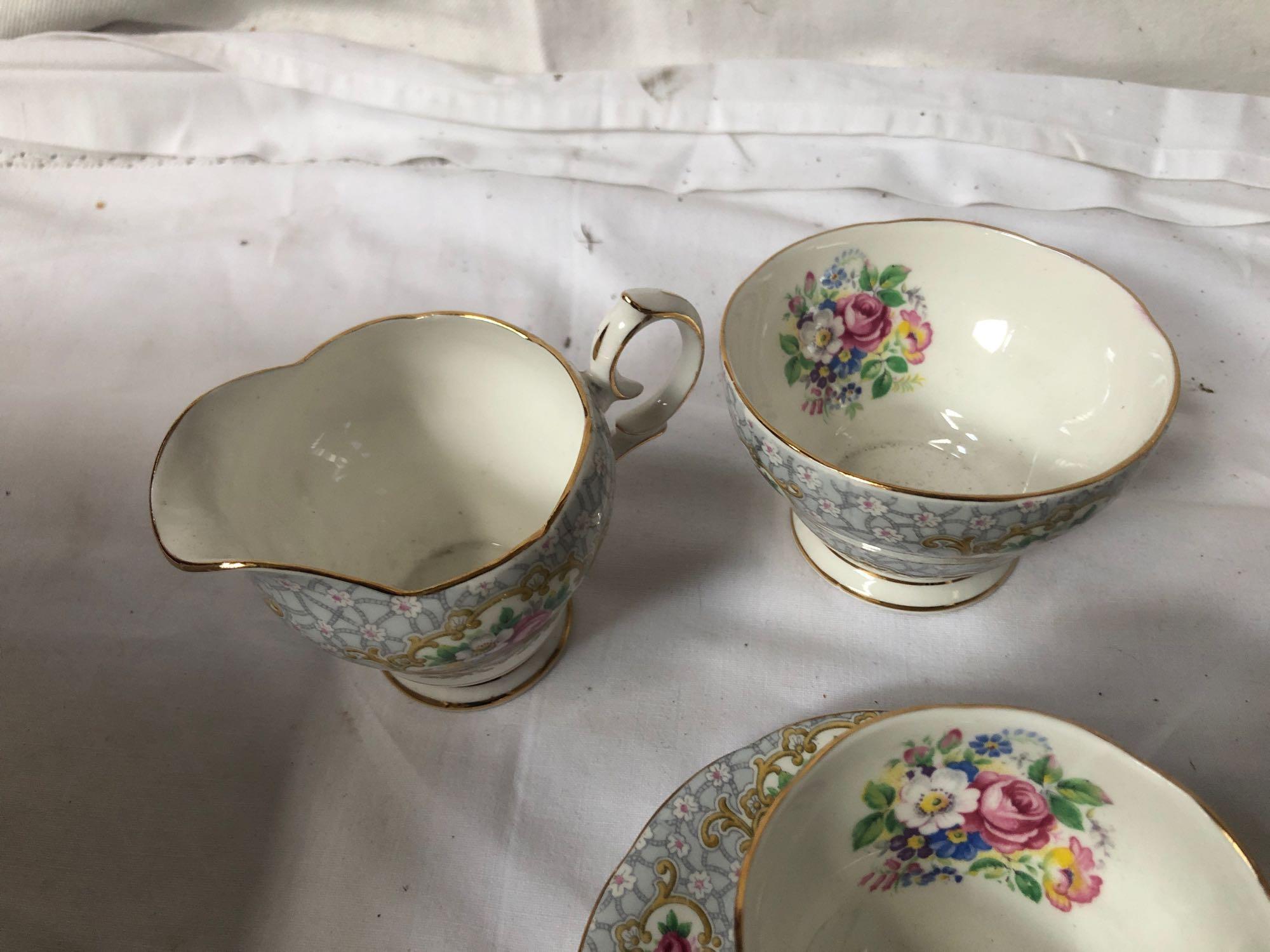 15 PCE GAINSBOROUGH QUEEN ANNE TEA SERVICE - Image 4 of 5