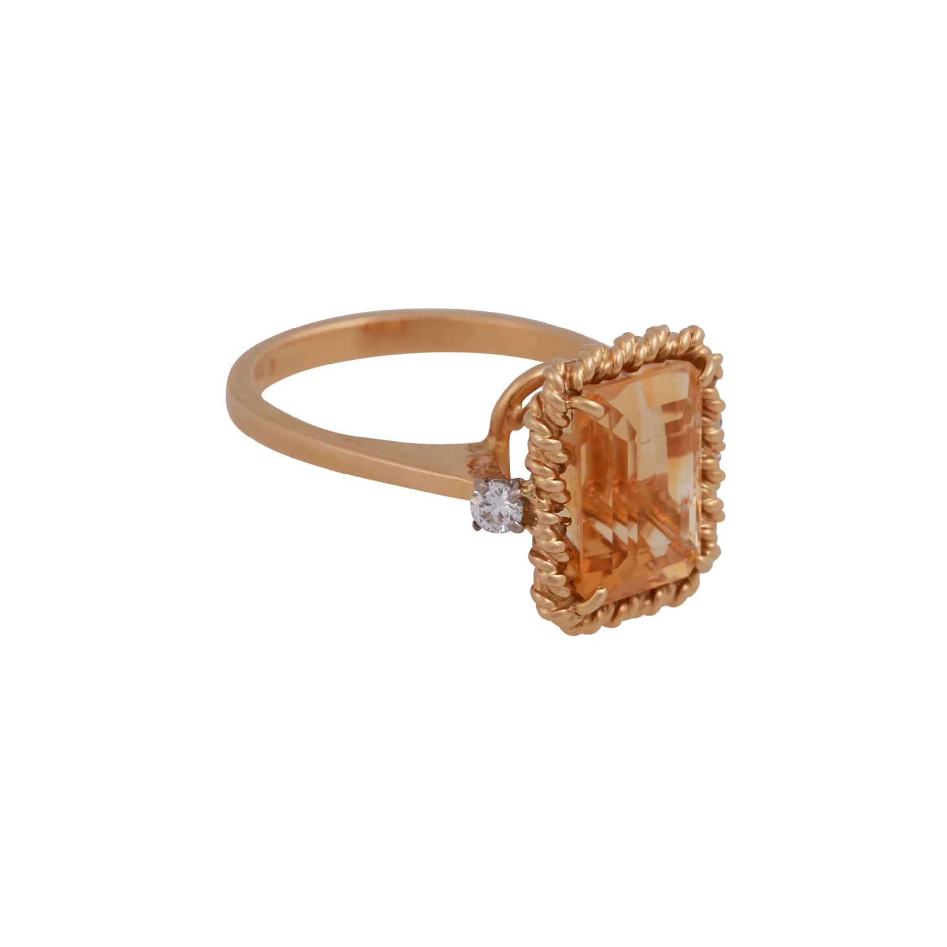 Ring mit Citrin flankiert von 2 Brillanten, zus. ca., 0,18 ct,mittl. Farb- und Reinheitsgrad, GG - Image 2 of 4