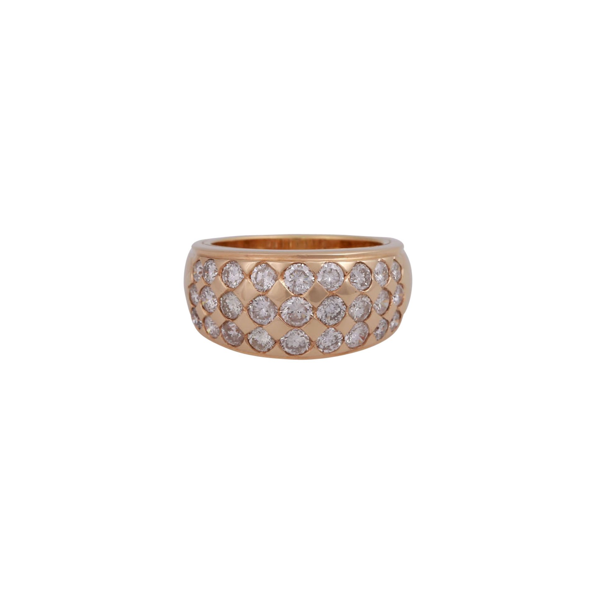 Ring mit Brillanten zus. ca. 1,70 ct,LGW (I-J)/ P1- P2. GG 18 K. RW: 52. 20./21 Jh., Tragespuren.