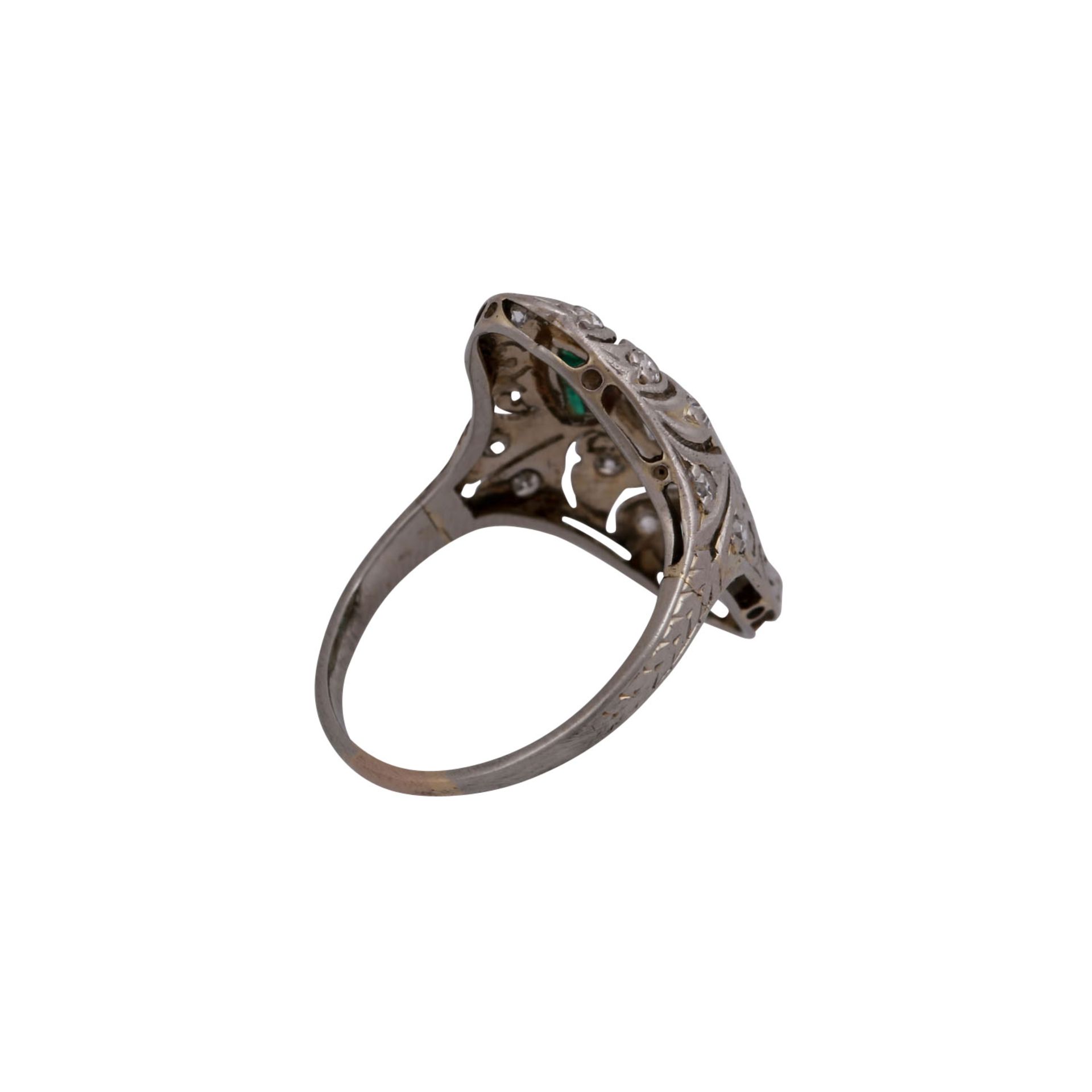 Ring mit Brillant, ca. 0,1ct, Achtkantdiamanten zus. ca. 0,2 ct,WEISS (H)/SI und Smaragden, - Bild 3 aus 4