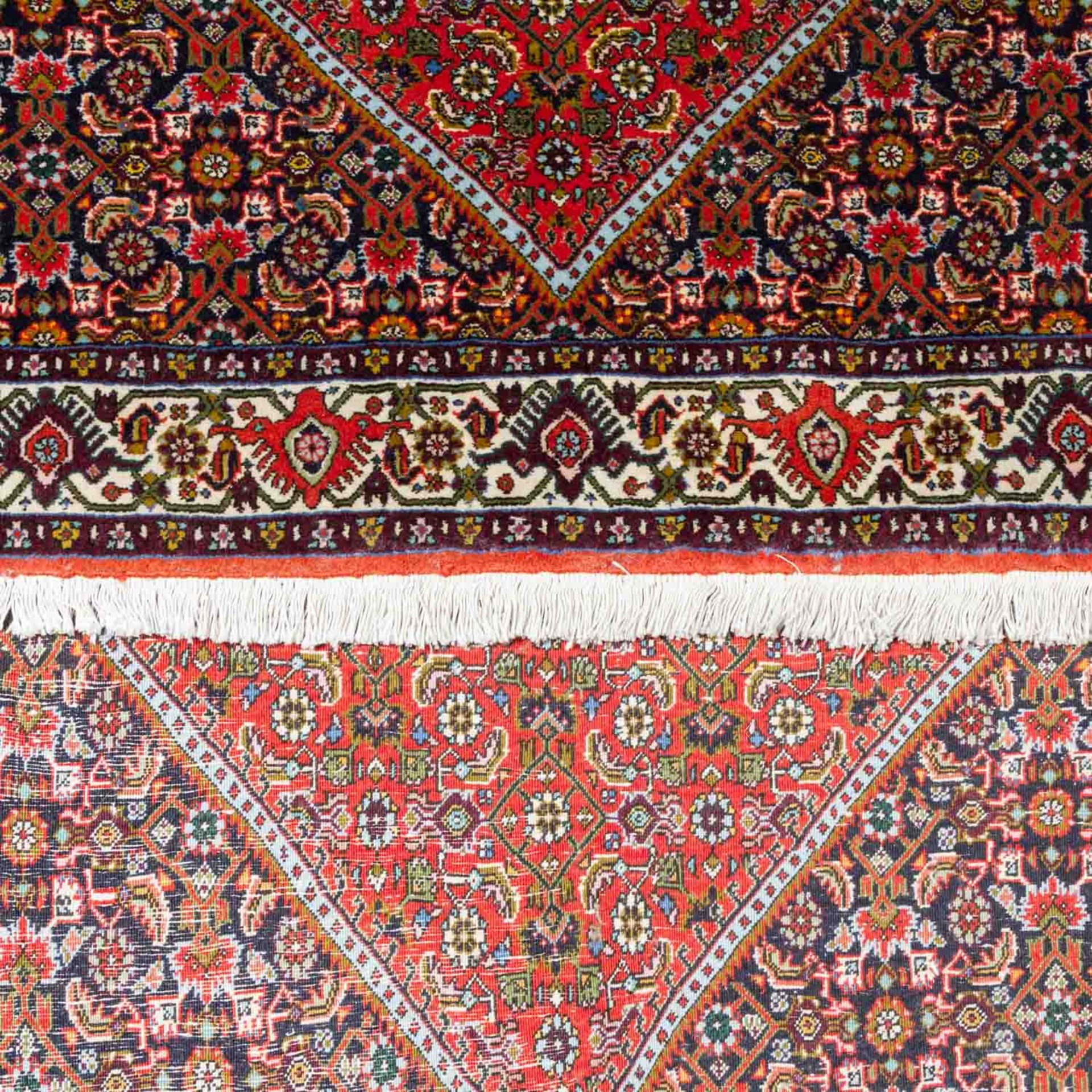 Zwei Orientteppiche. BIDJAR/IRAN, 20. Jh..182x113 cm und 220x75 cm. Normale Alters- und - Image 4 of 6