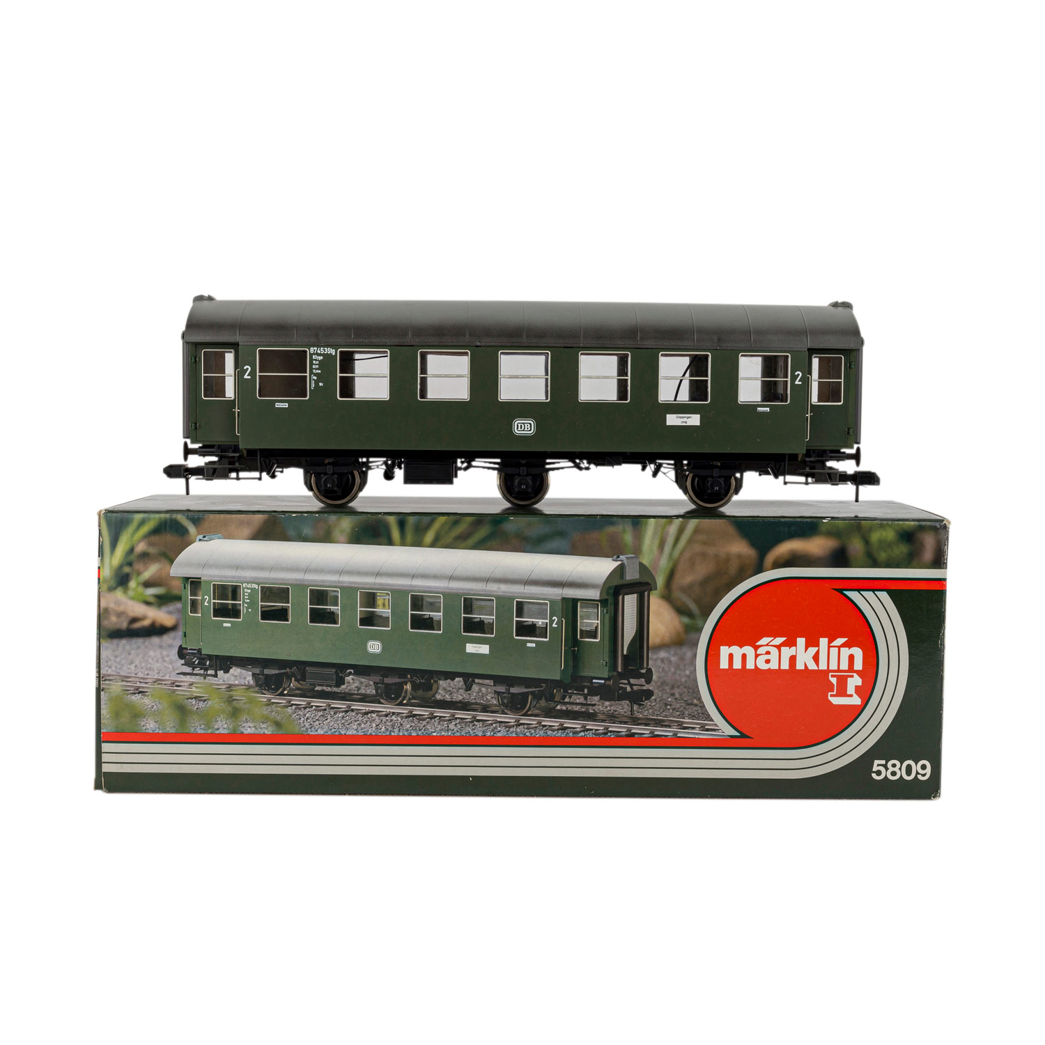 MÄRKLIN Personenwagen 2. Klasse 5809, Spur 1,grünfarben, mit beweglichen Rollläden und
