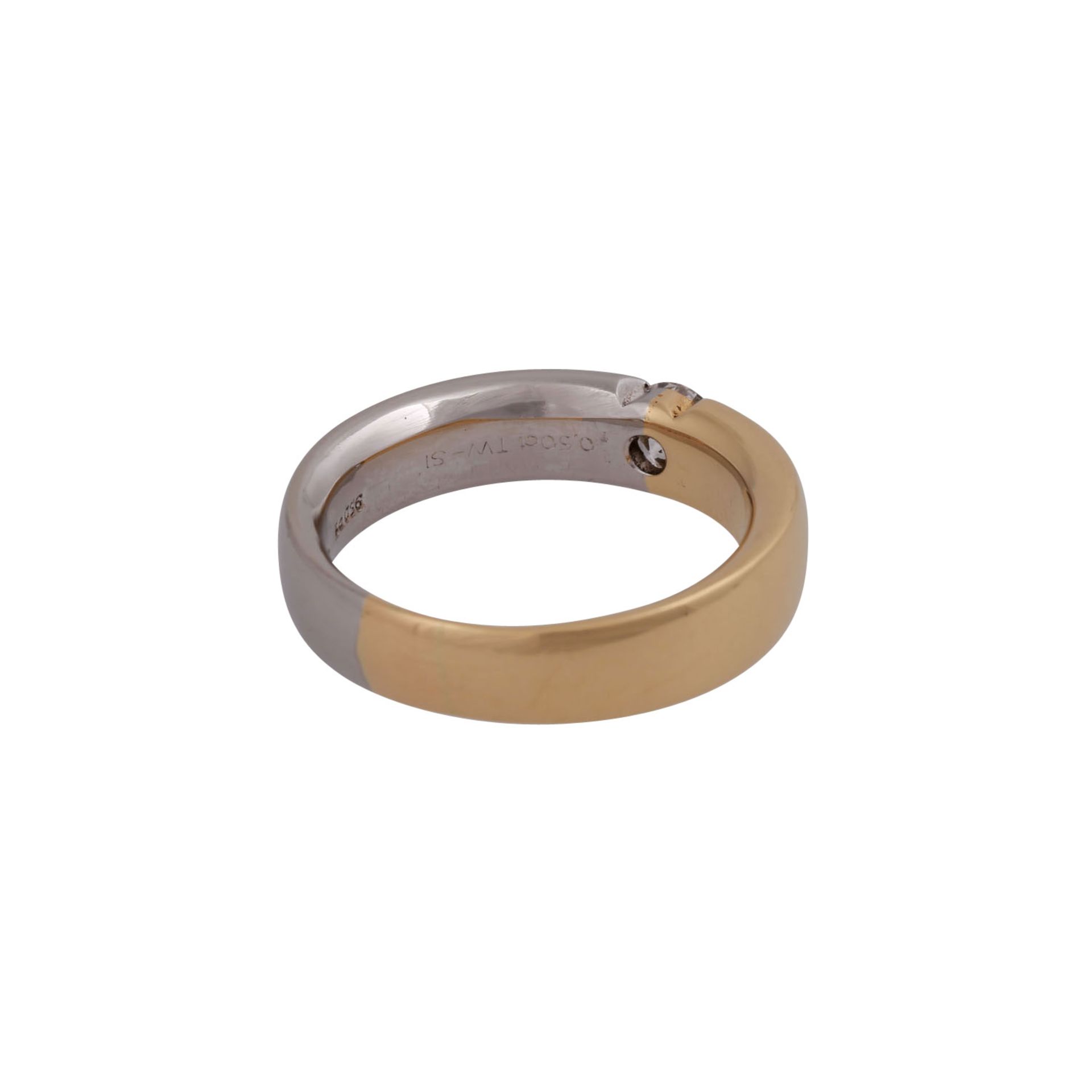 Ring mit Brillant, ca. 0,5 ct,FW (F-G)/SI (punziert), GG 18K/Platin, RW 59, Ende 20. Jh., leichte - Bild 3 aus 5