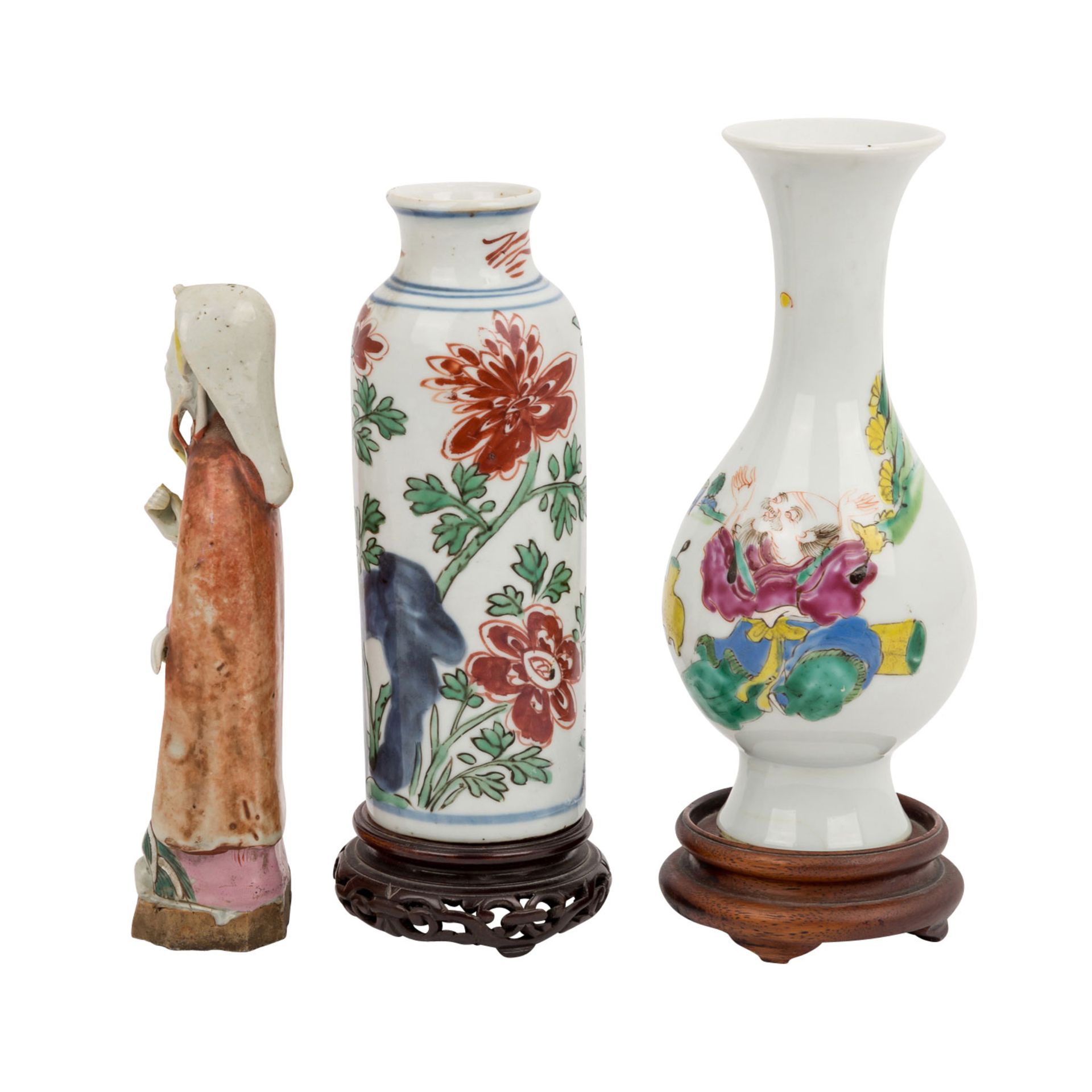 Gruppe von drei Teilen aus Porzellan/Keramik. CHINA und JAPAN.1 Arita Imari Vase, H: 18,5 cm, mit - Image 2 of 4