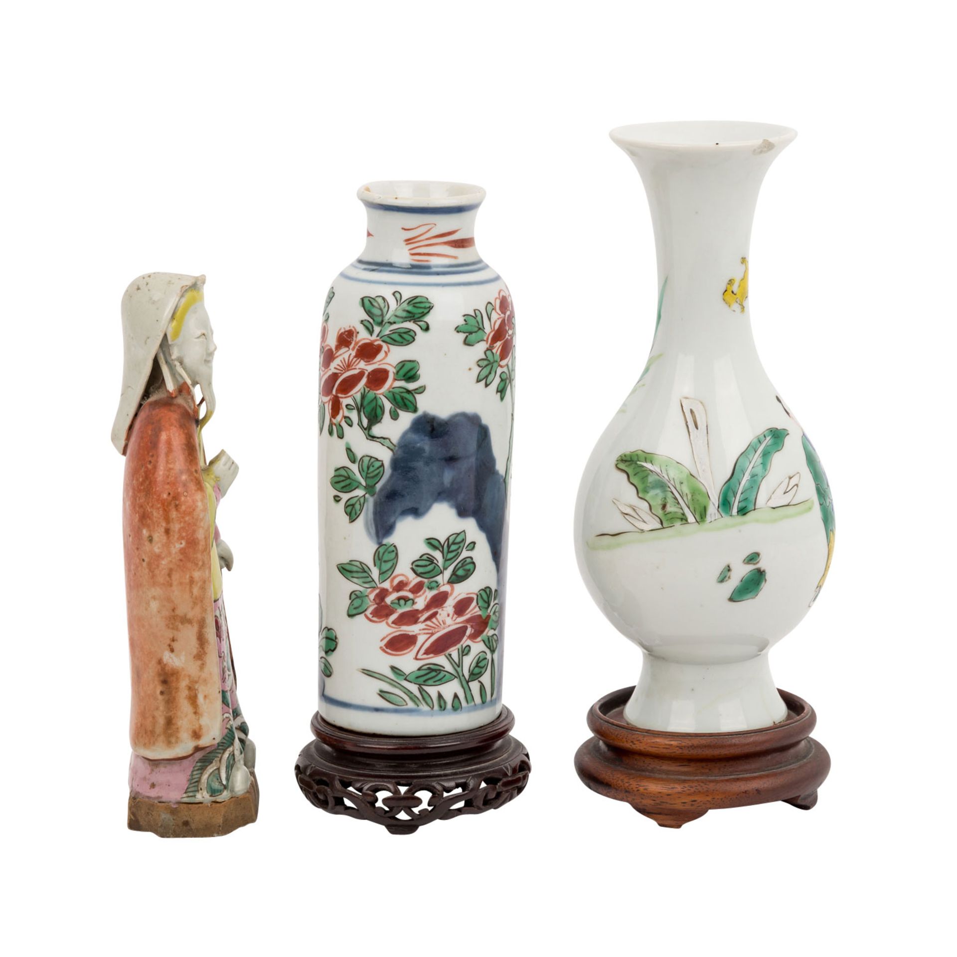 Gruppe von drei Teilen aus Porzellan/Keramik. CHINA und JAPAN.1 Arita Imari Vase, H: 18,5 cm, mit - Image 4 of 4