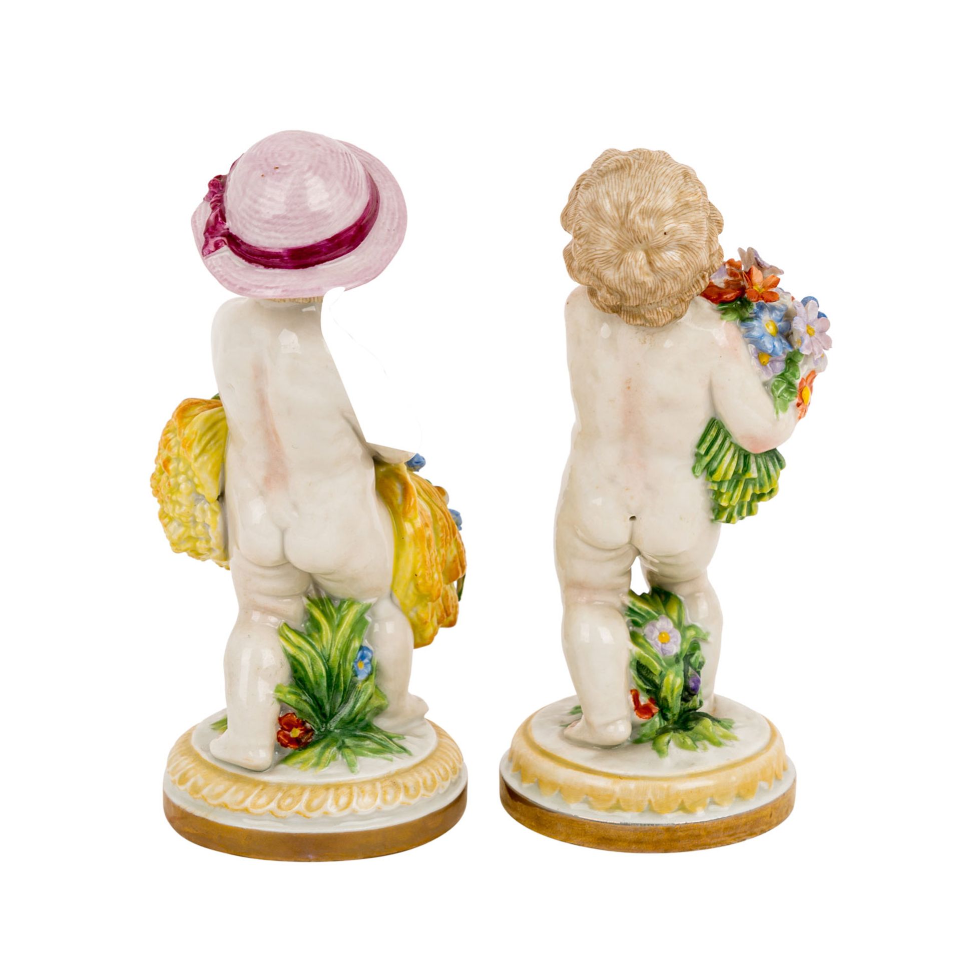 MÜLLER & CO., VOLKSTEDT (wohl), zwei Porzellanfiguren aus der Serie „Vier Jahreszeiten-Putti“ - Image 3 of 5