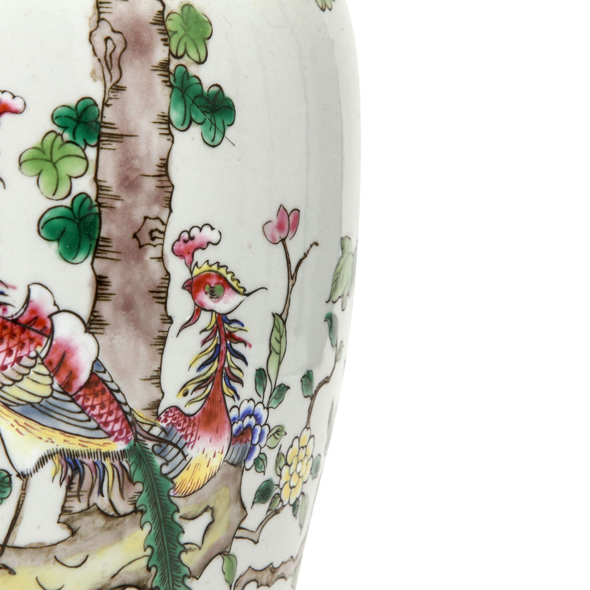 CHINA Vase, 20. Jhd.Keramik, heller Fond mit polychromer Malerei eines blühenden Baumes sowie Vögeln - Image 9 of 9