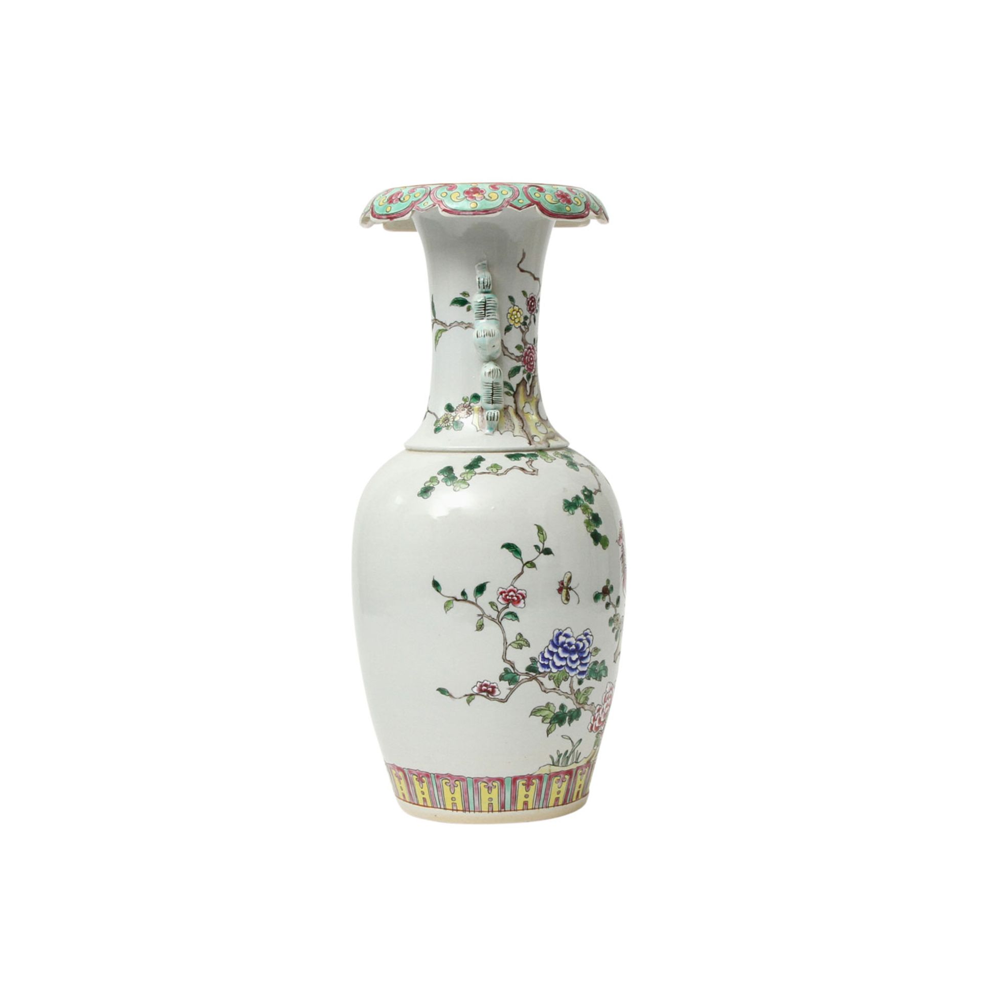 CHINA Vase, 20. Jhd.Keramik, heller Fond mit polychromer Malerei eines blühenden Baumes sowie Vögeln - Image 4 of 9