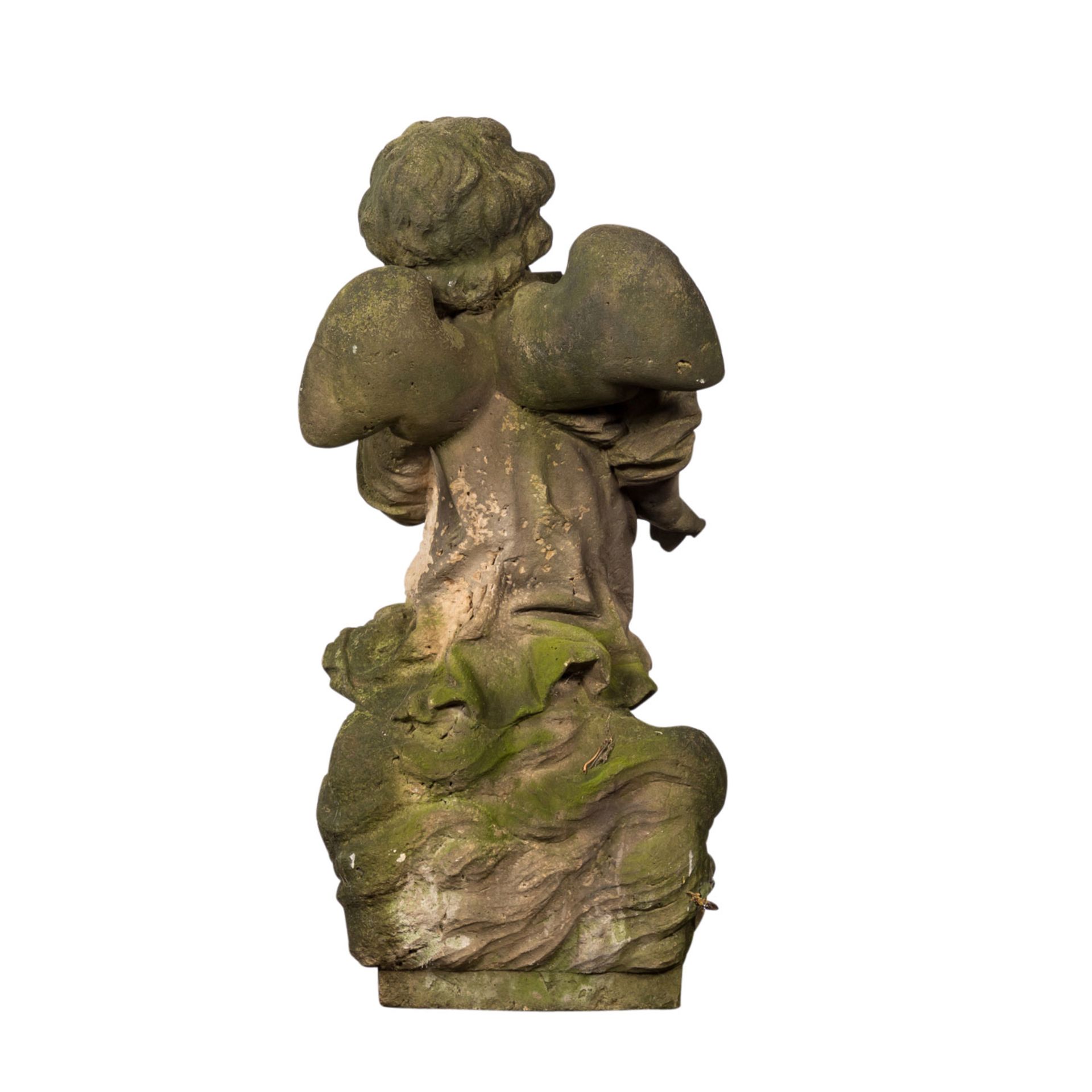 GARTENFIGUR ENGEL 19./20. Jh., Stein, H: ca. 76 cm. Witterungsspuren. GARDEN FIGURE ANGEL 19th/20th - Bild 4 aus 5