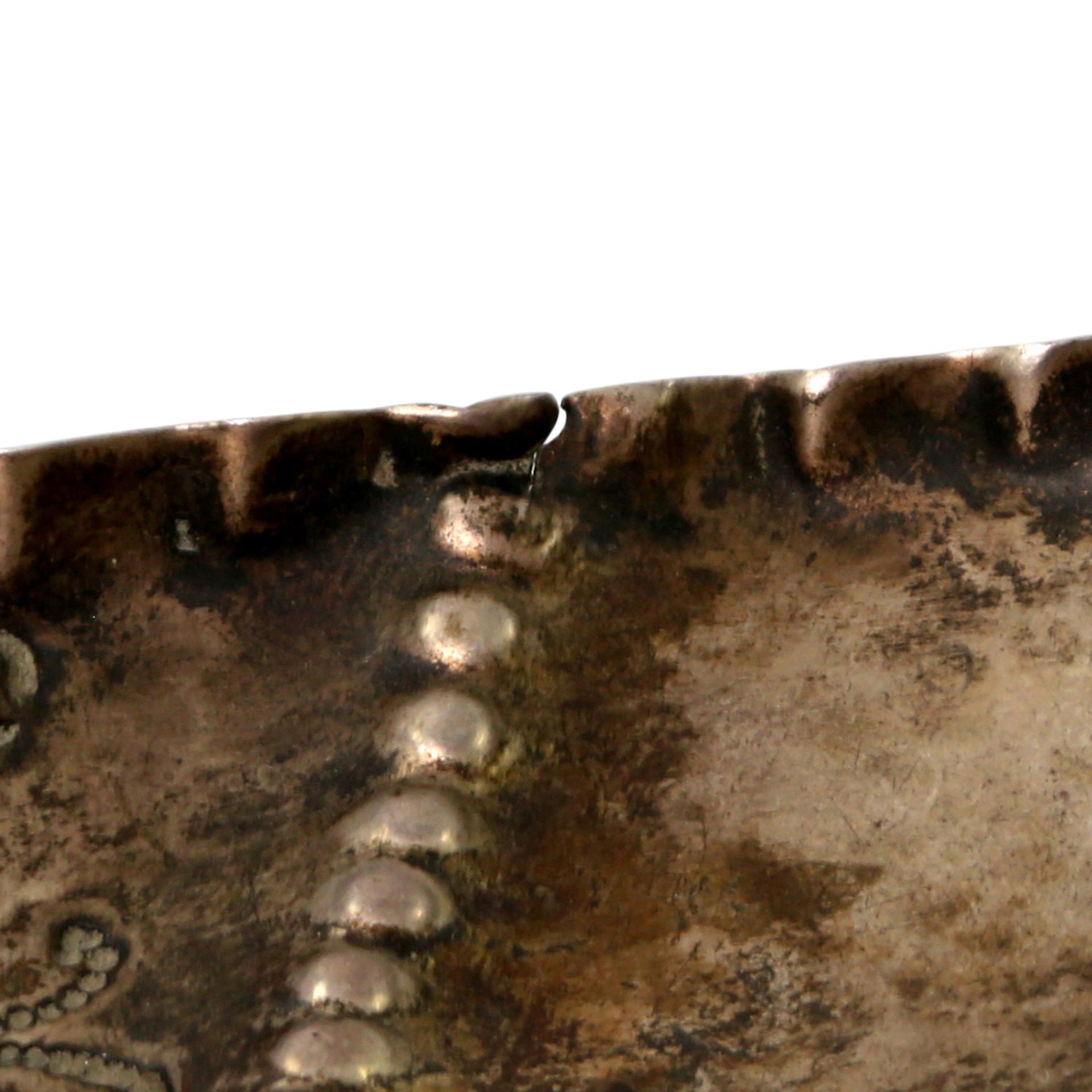 DEUTSCH Henkelschale, Silber, wohl 17./18. Jh. ovale Form mit Perl- und Früchtedekor, Handhaben - Bild 4 aus 6