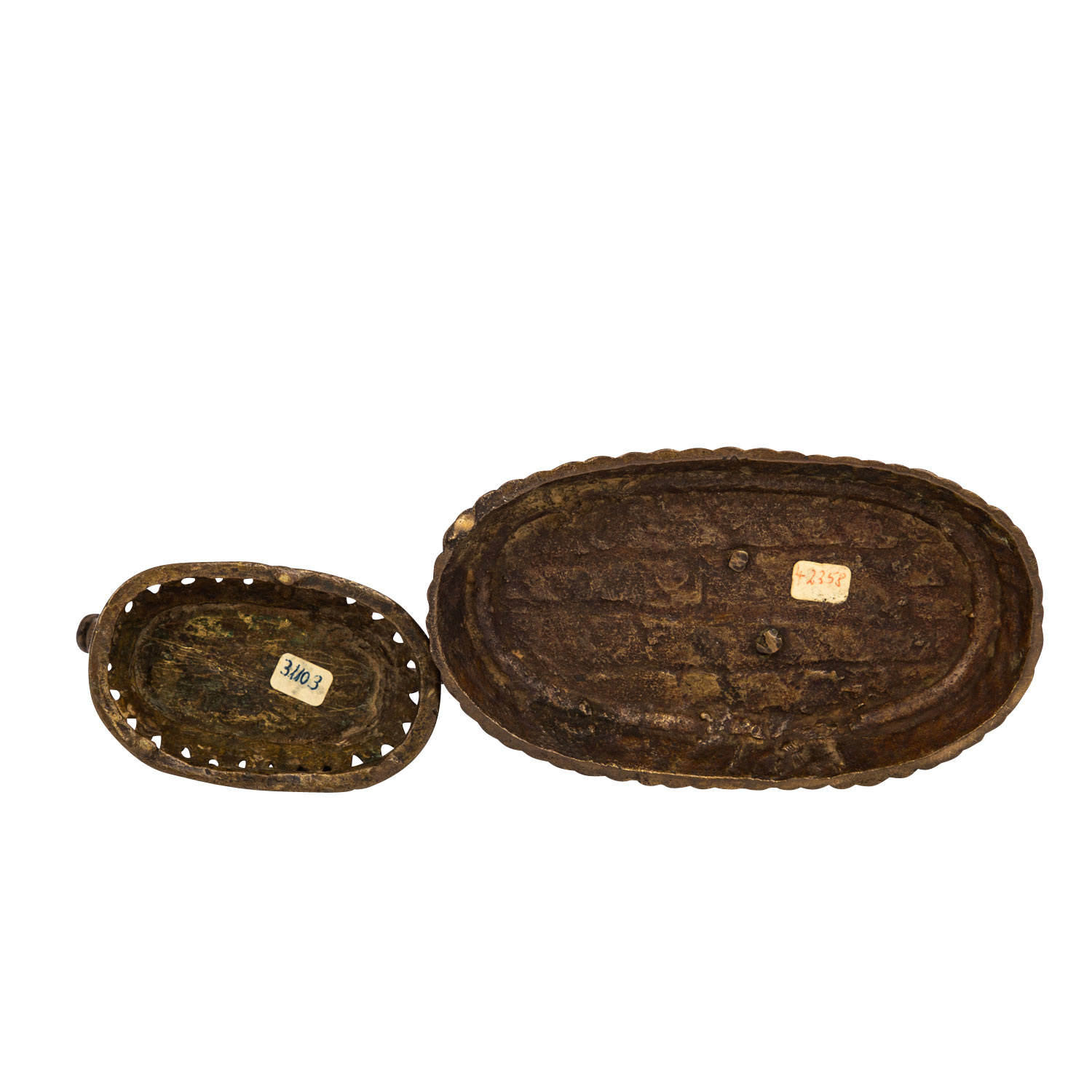 Zwei kleine Bronzen. PERSIEN/INDIEN. Reiter, H: 14 cm und Löwe, H: 8,5 cm. Two small fgures made of - Bild 5 aus 5