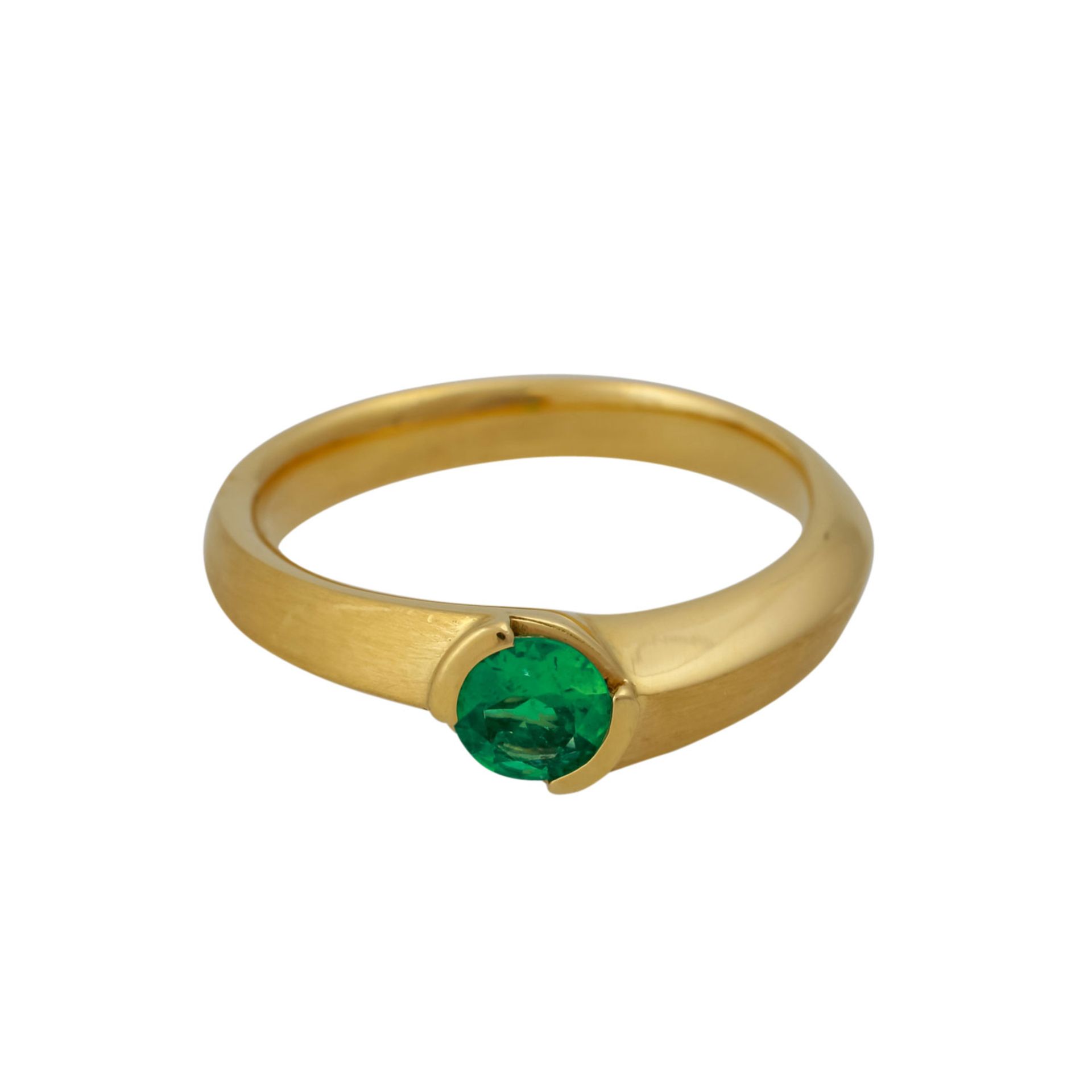 Ring mit rund facettiertem Smaragd, ca. 0,3 ct, feine Farbe und Leuchtkraft, GG 18K, 5,5 g, RW: 53, - Bild 2 aus 4