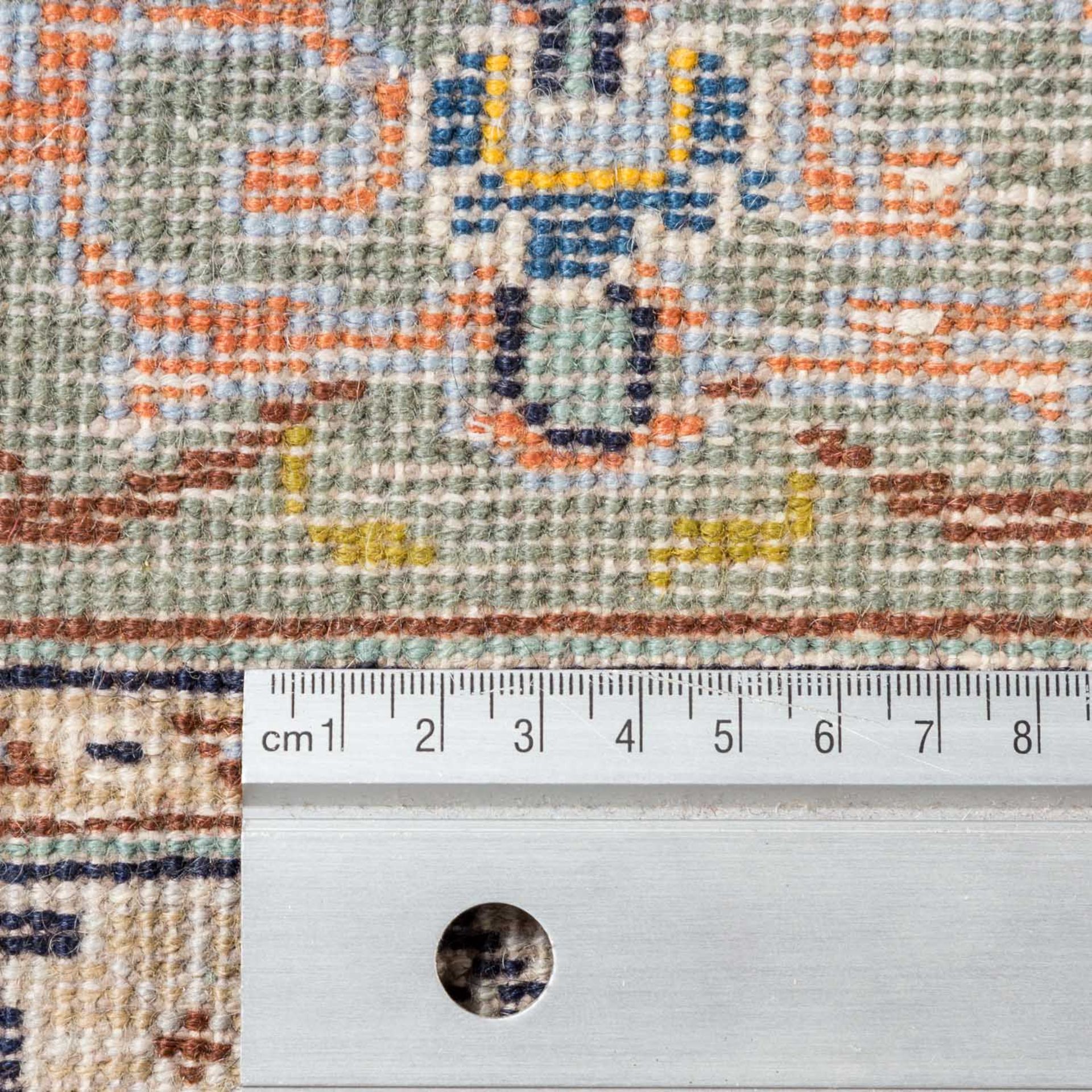 Orientteppich. PERSIEN, 20. Jh., 320x200 cm. - Image 5 of 5