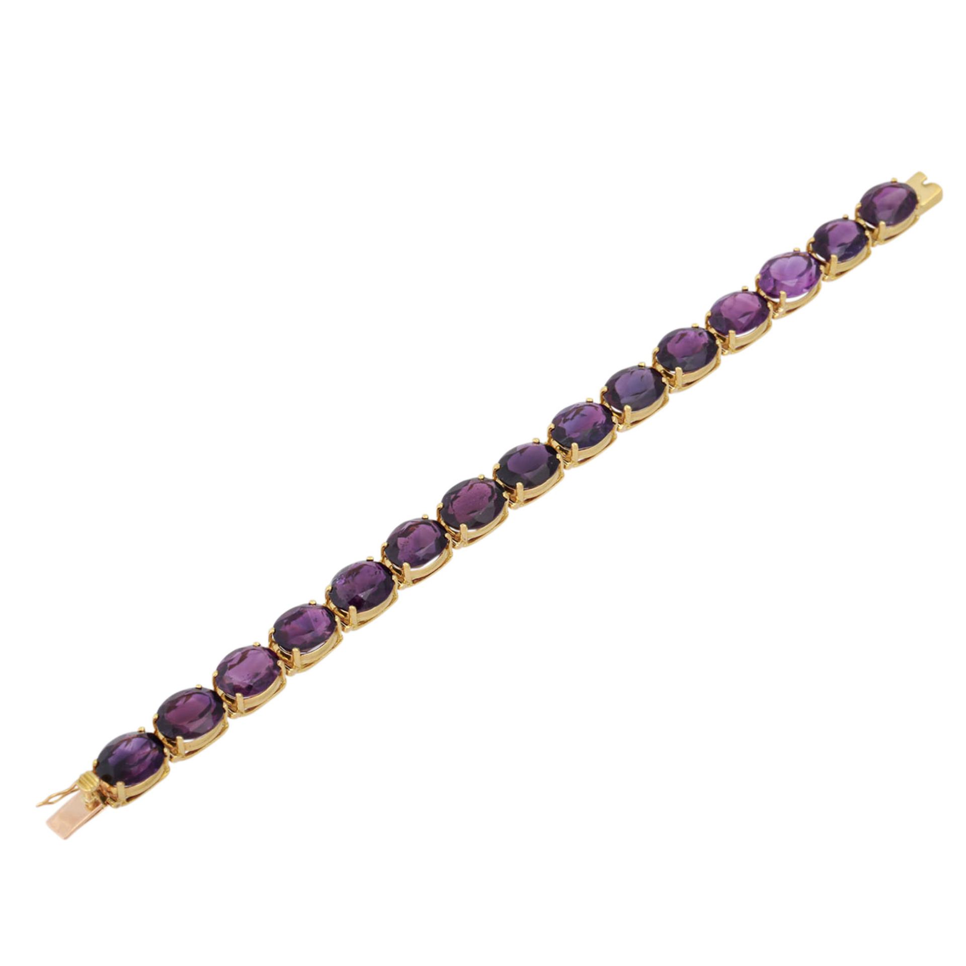 Armband mit Amethystenvon zus. ca. 36 ct, GG 14K, 27,1 gr, L: ca. 18,5 cm, 2. Hälfte - Image 3 of 5