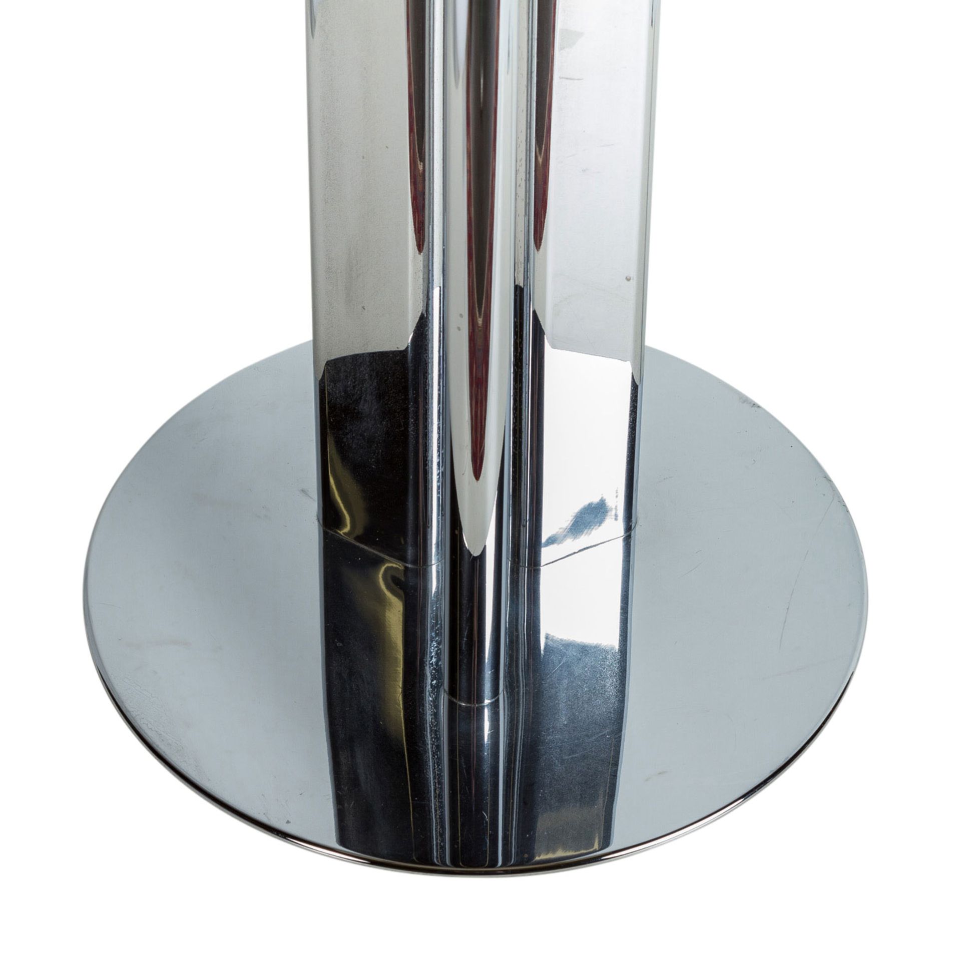 STEHLAMPE1970er Jahre, 3 angeordnete Metallstreben bilden den Schaft, verchromt, Lampe - Bild 3 aus 3