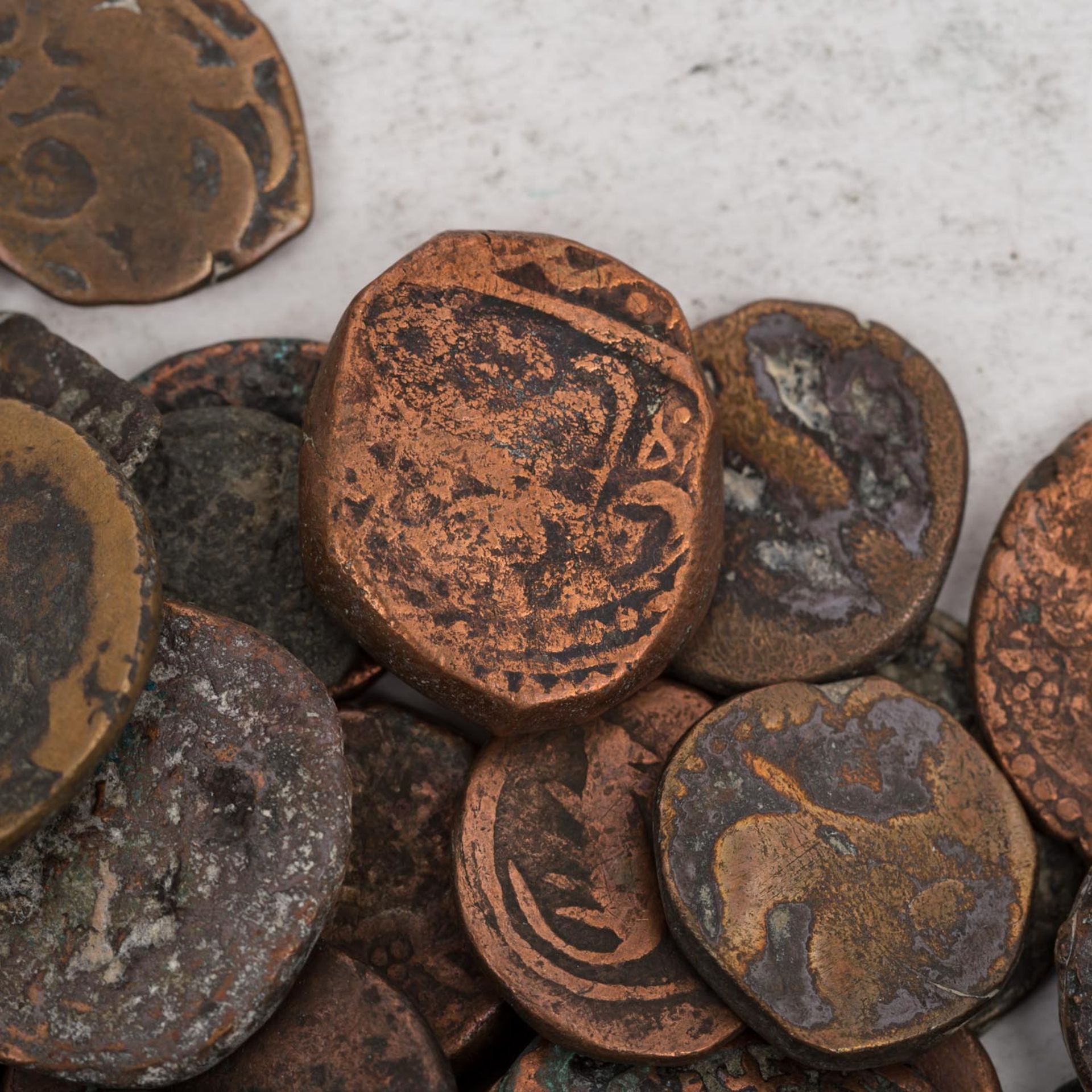 Gemischtes Konvolut Münzen aus aller Welt - - Bild 4 aus 8