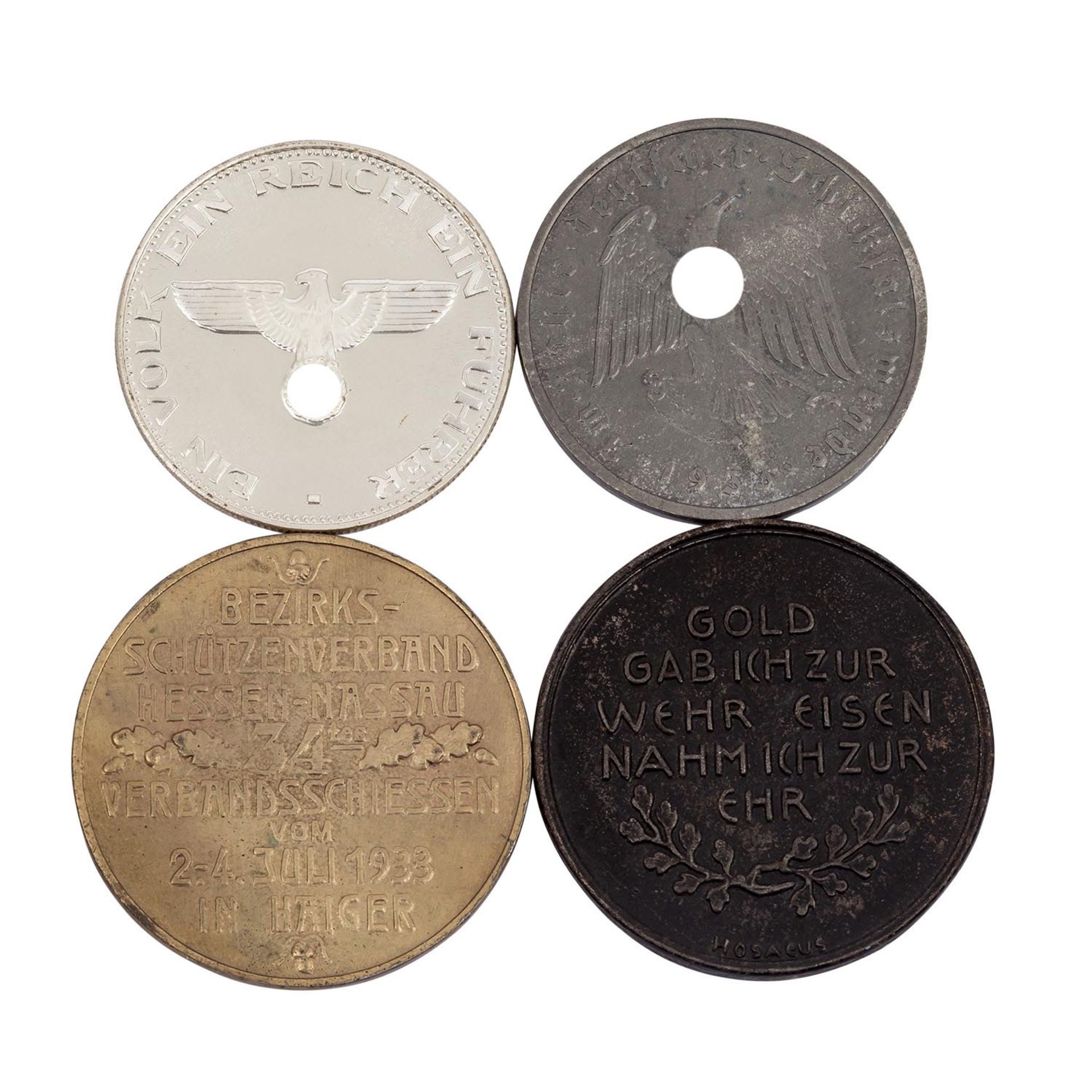 4 Medaillen WK I und Deutschland 1933-1945 -dabei 1 x Deutschland- Schützenmedaille 1933, Auf das