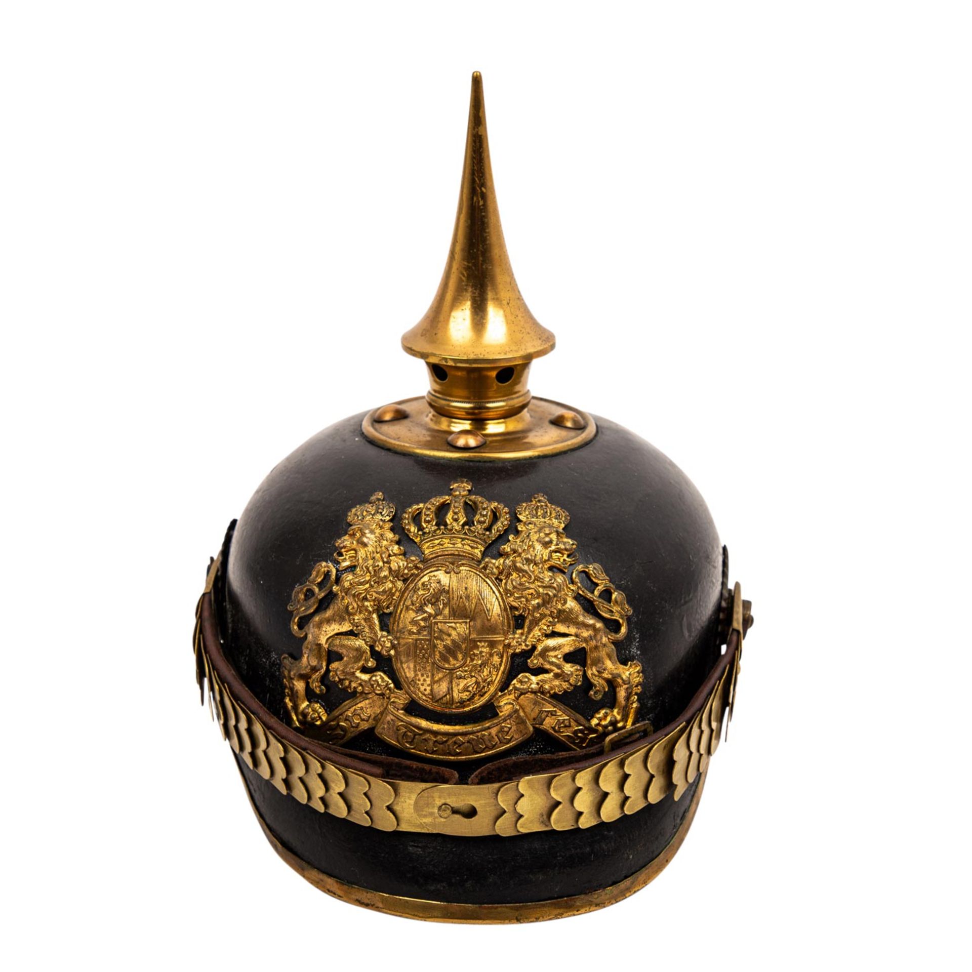 BAYERN - Pickelhaube mit Schuppenkette,