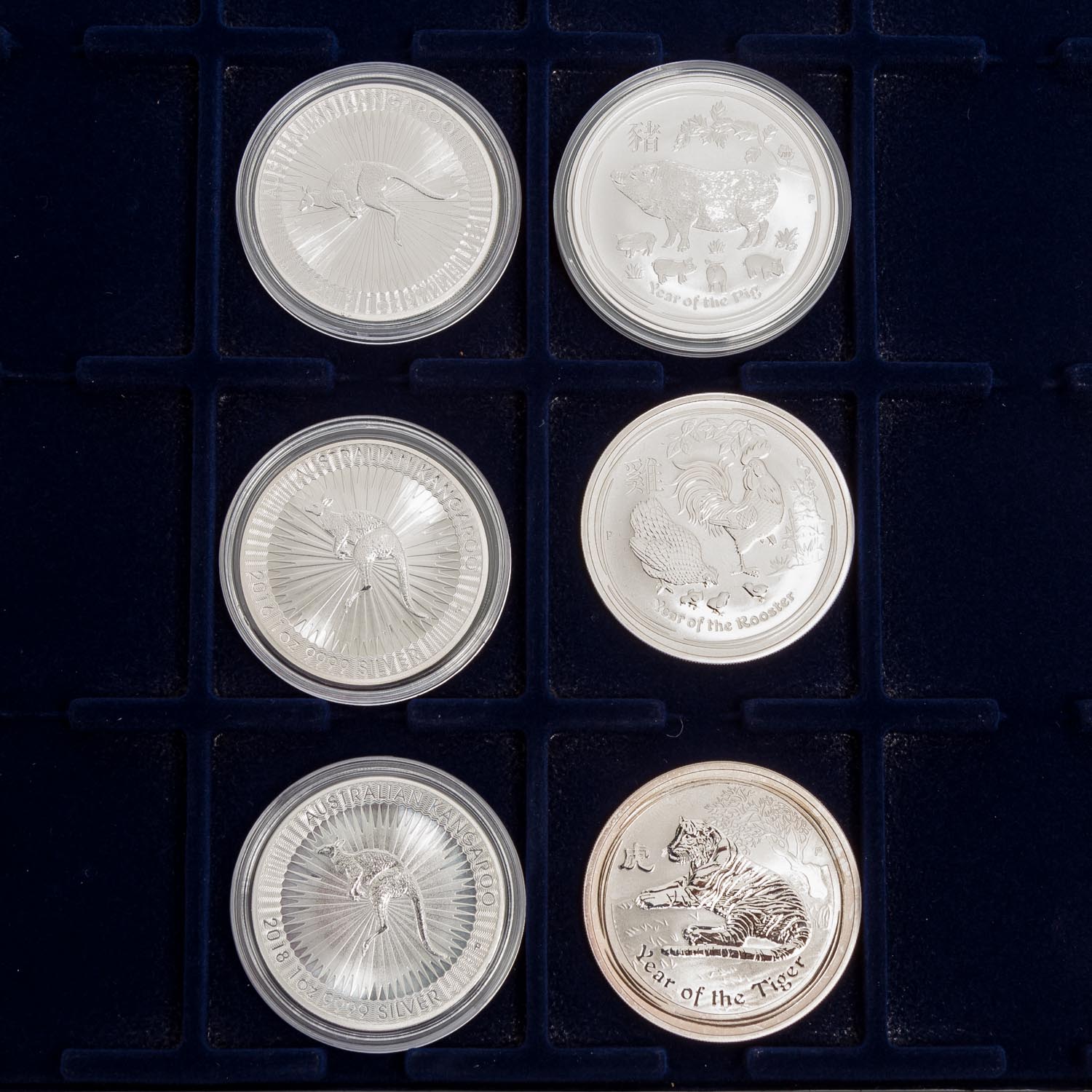 Anlagemünzen SILBER ca. 3kg aus alle Welt in 9 Lindner Tableaus mit insgesamt 99x 1 oz, 1x 1/2 oz - Bild 2 aus 11