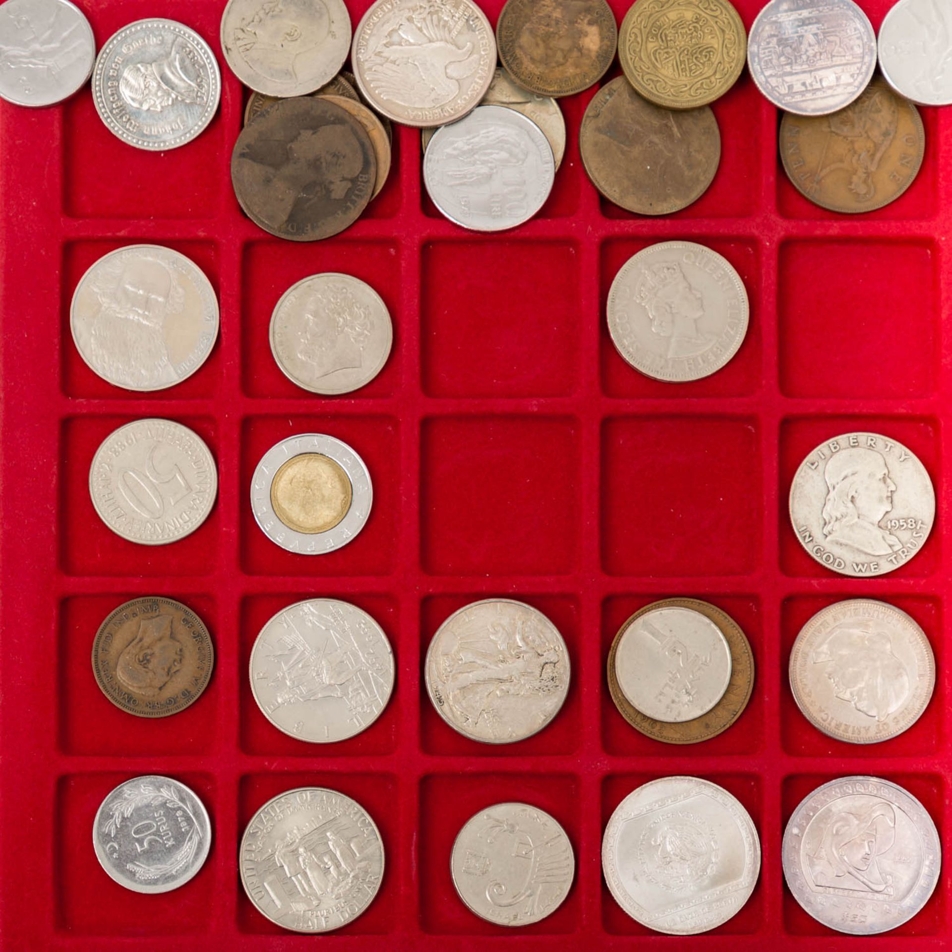 Größerer Sammlerposten mit vielen Münzen, Medaillen - Bild 6 aus 12
