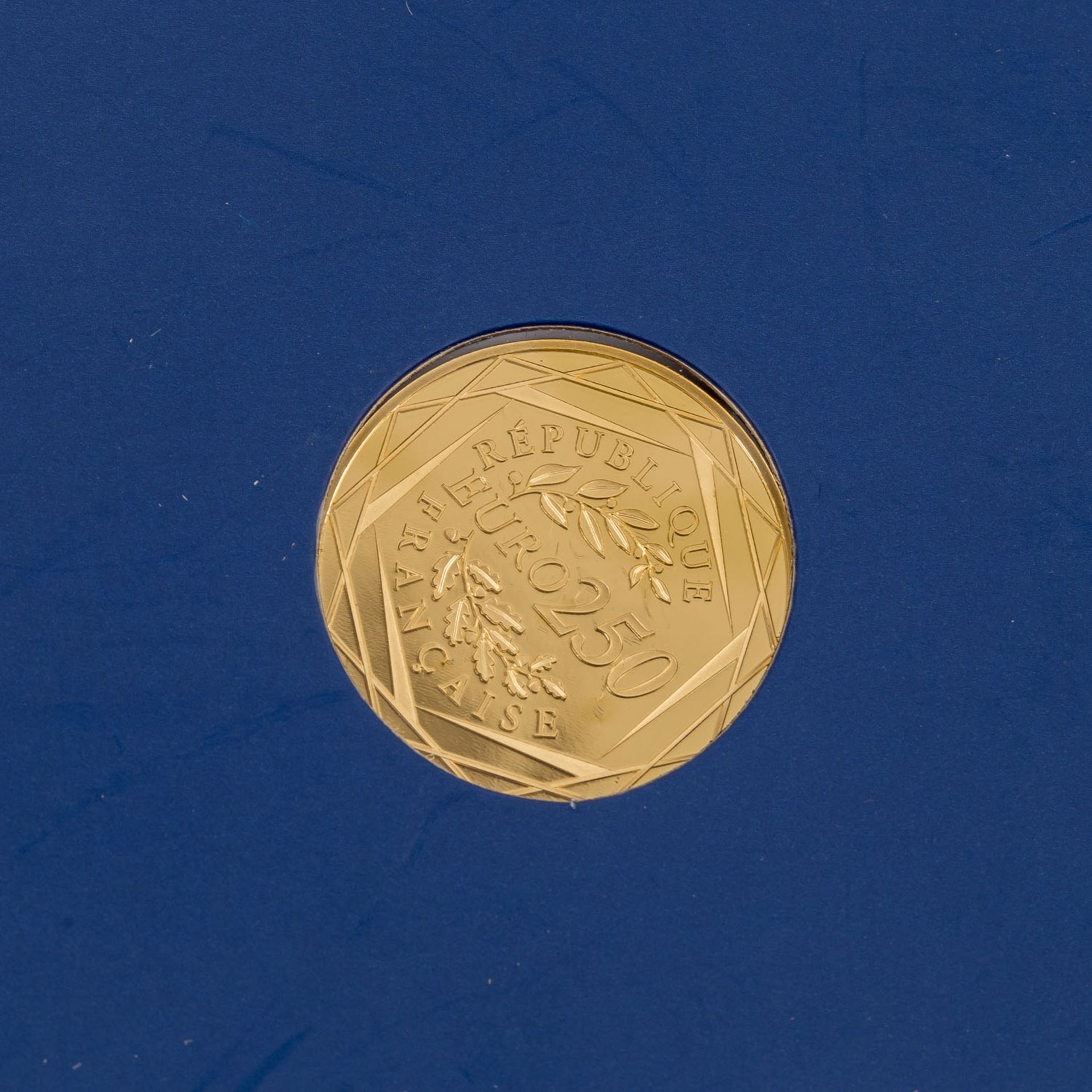 Frankreich/GOLD - 250€ 2014, fast prfr., - Image 2 of 3