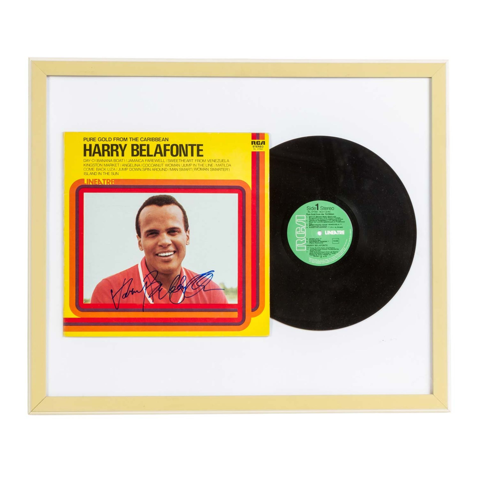 Autographen - Musiklegenden: HARRY BELAFONTE,handsigniertes Cover PURE GOLD FROM THE C