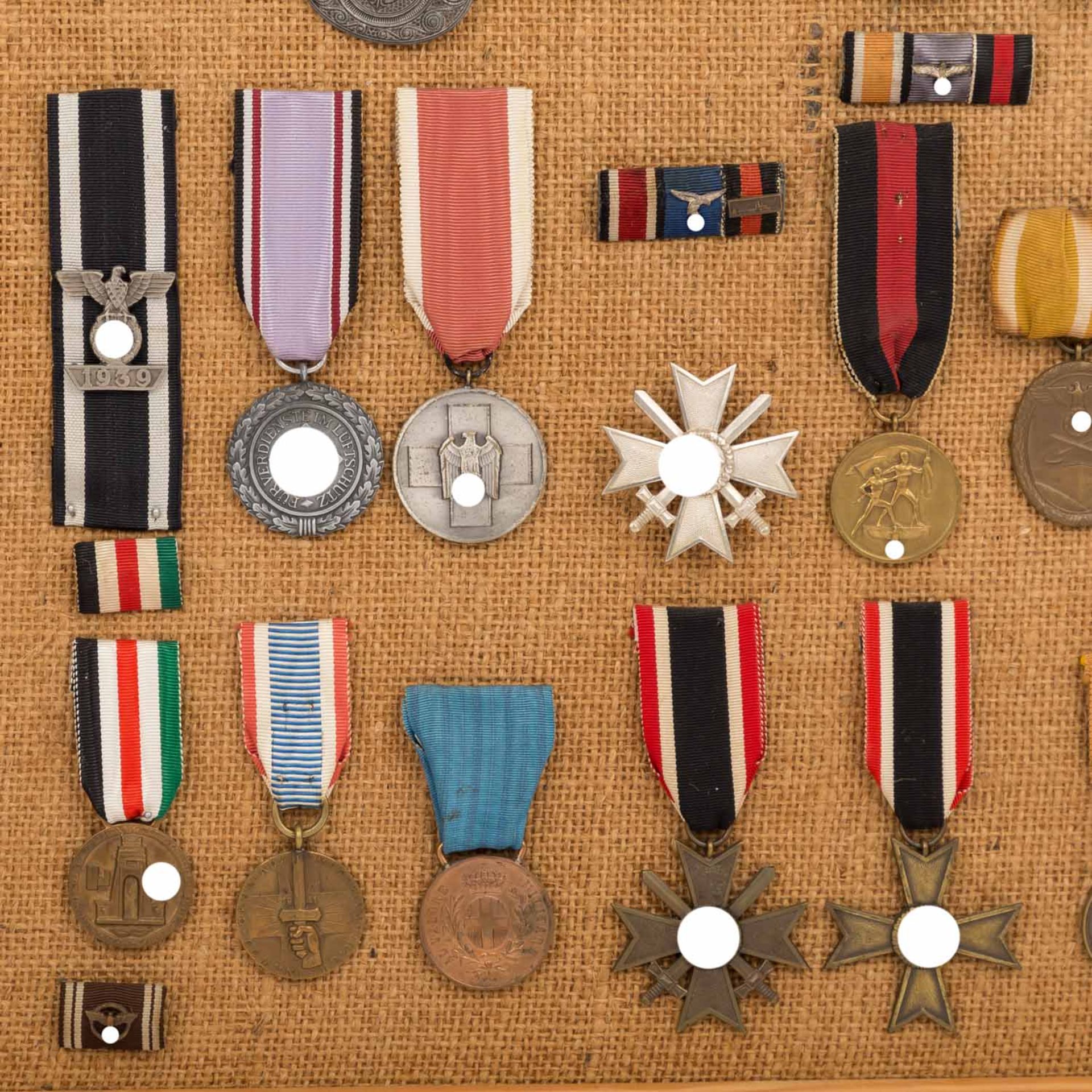 Deutsches Reich 1933-1945 - Orden und Auszeichnungen,Miniaturen, 3 Spangen, Frackschna - Bild 3 aus 5