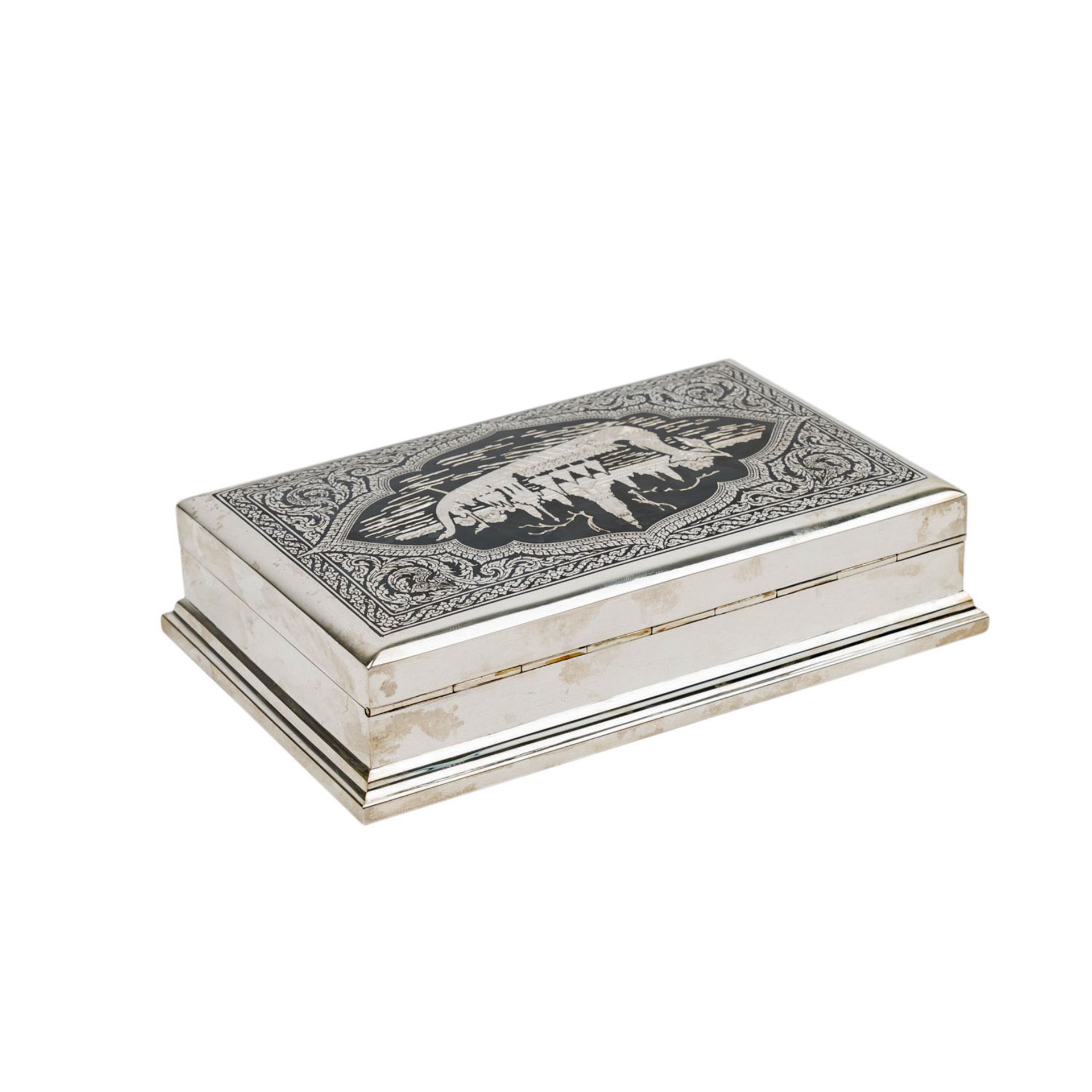 THAILAND Zigarettendose, 925 Silber, 20. Jh..Rechteckige Dose mit Holzeinlage, auf dem - Bild 5 aus 7