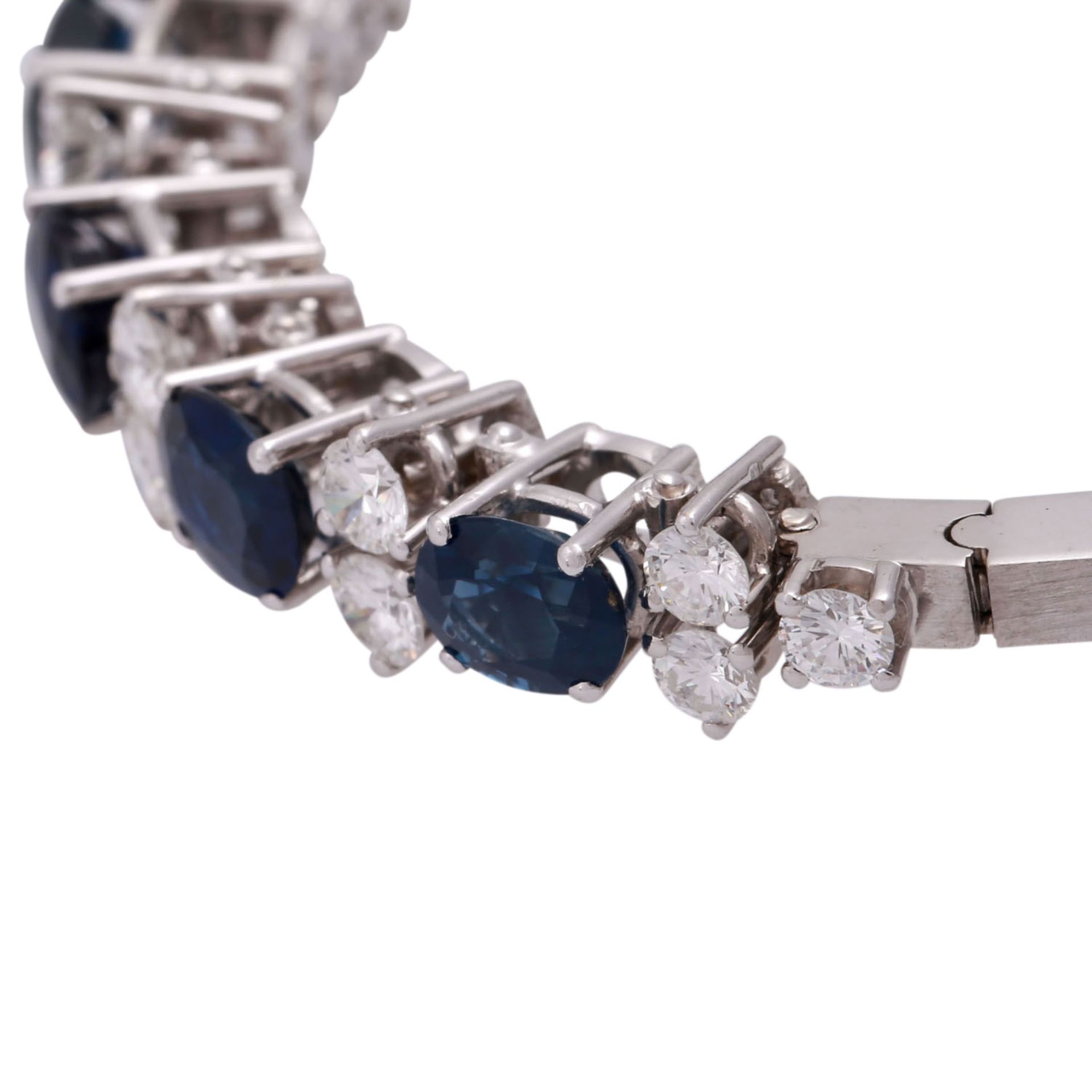 Armband mit 18 Brillanten, zus. ca. 1,8 ct - Bild 5 aus 5