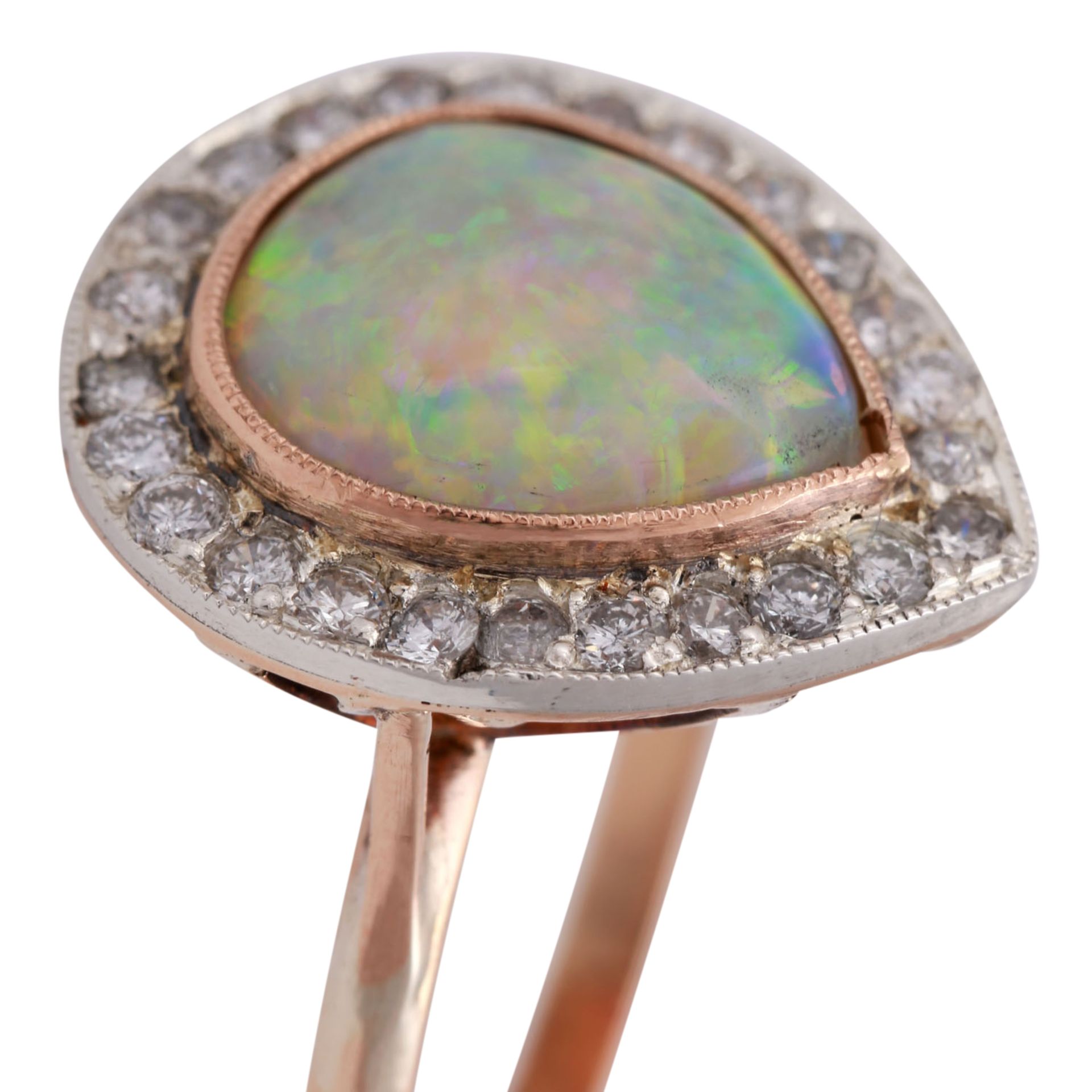 Ring mit Opal im Tropfenschliff entouriert von Brillanten, - Image 5 of 5