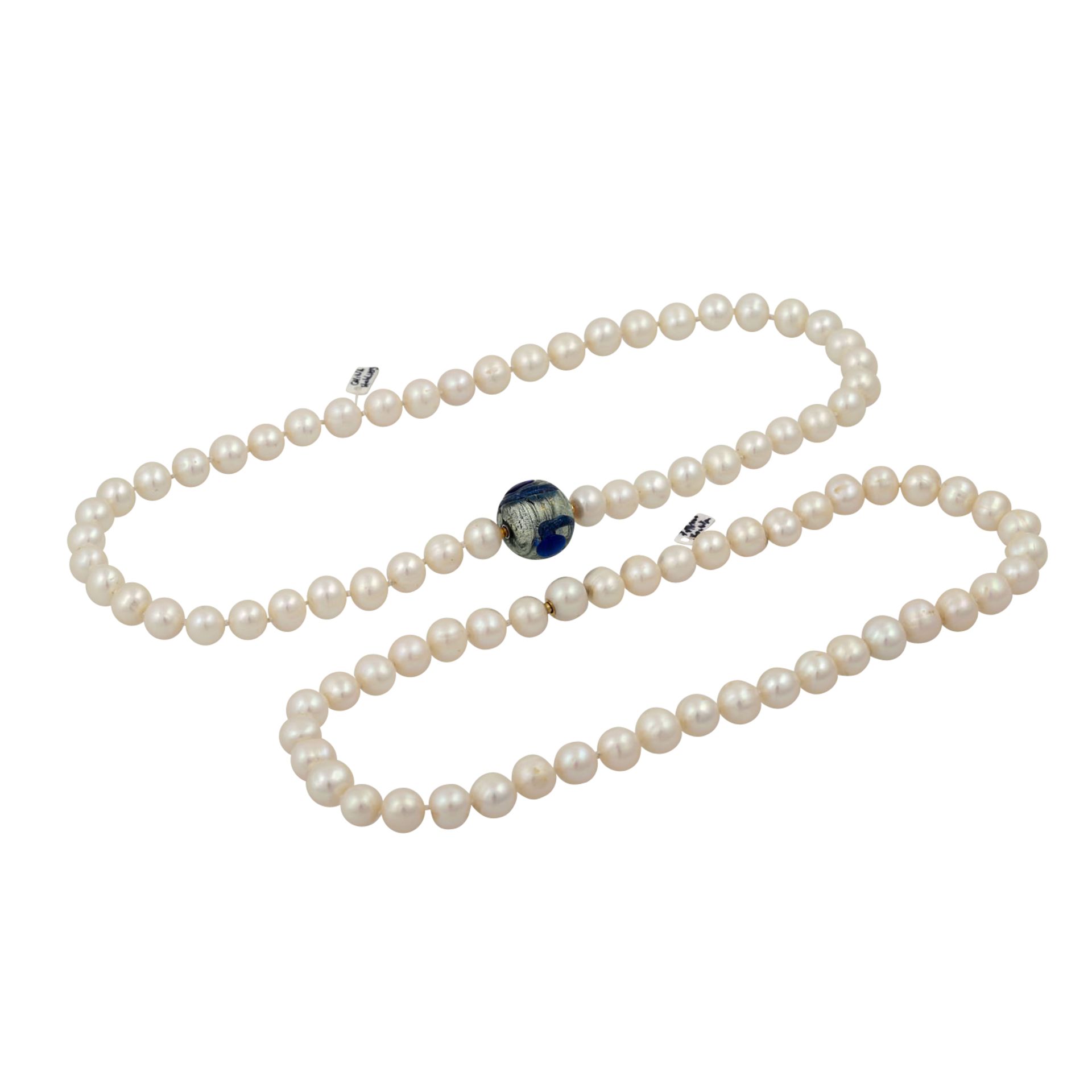 Konvolut aus 2 Perlenketten,beide aus leicht barocken Süßwasserzuchtperlen, ca. 9 mm, 1x L: ca. 42 - Bild 3 aus 4