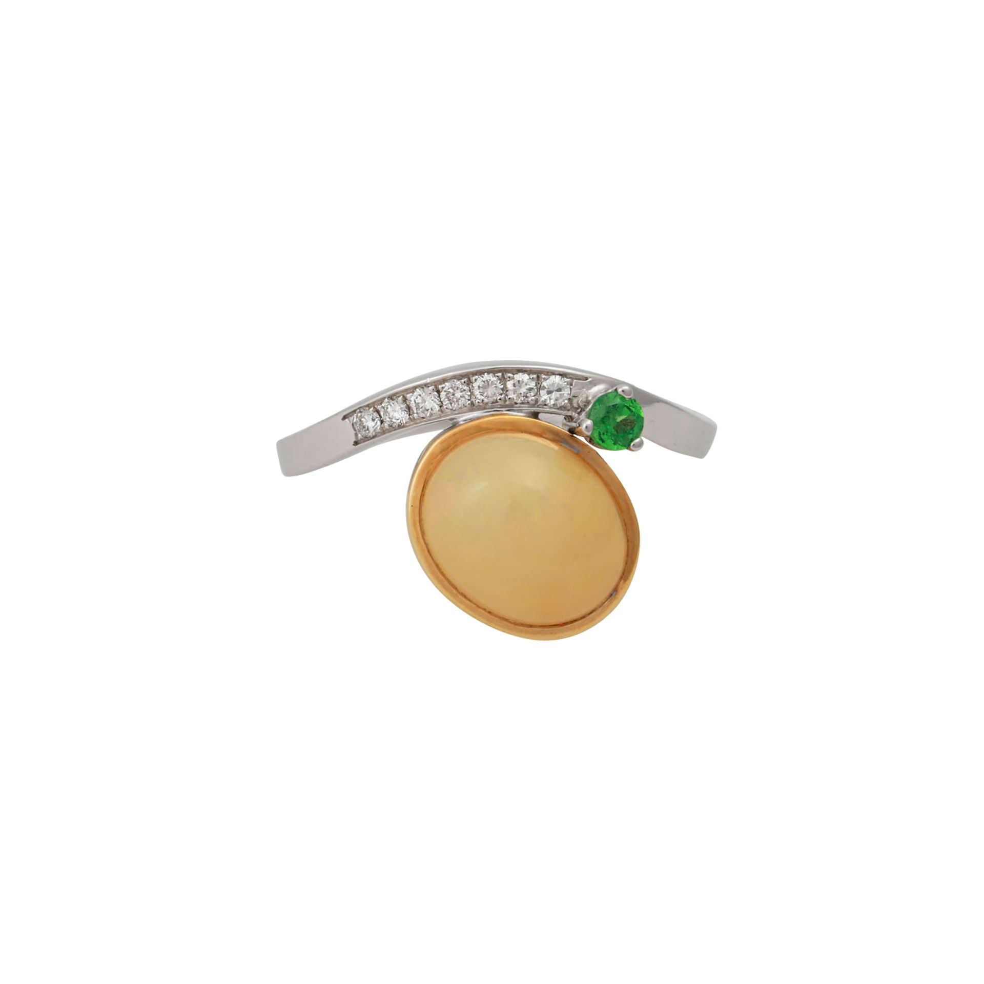Ring mit ovalem Opal, 7 Brillanten, zus. ca. 0,18 ctund kl. grünem Schmuckstein, NP: 990 €, GG/WG - Bild 2 aus 4