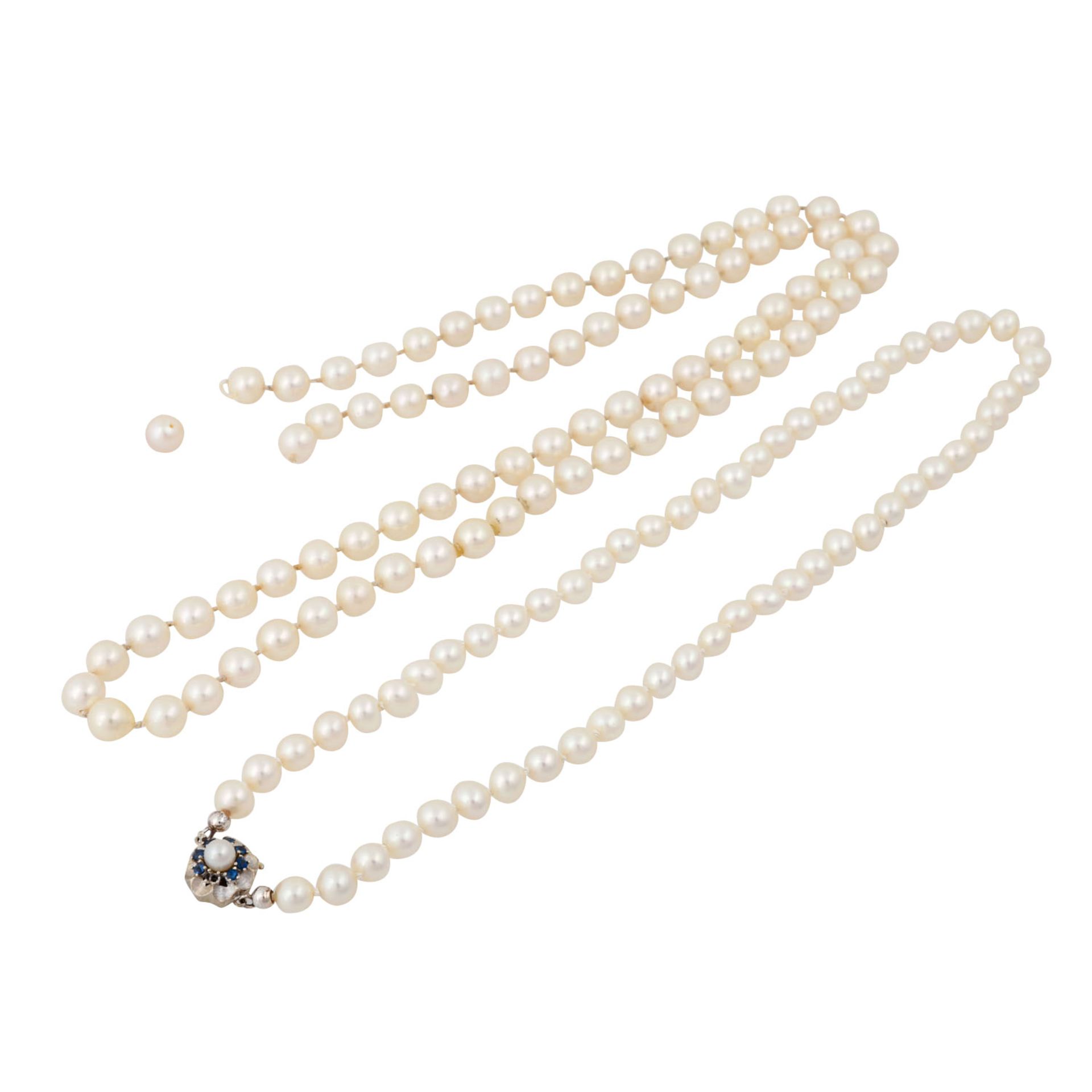 Konvolut 4-teilig Perlenschmuckbestehend aus 3 Zuchtperlketten und 1 Zuchtperlarmband, Schließen - Bild 2 aus 3