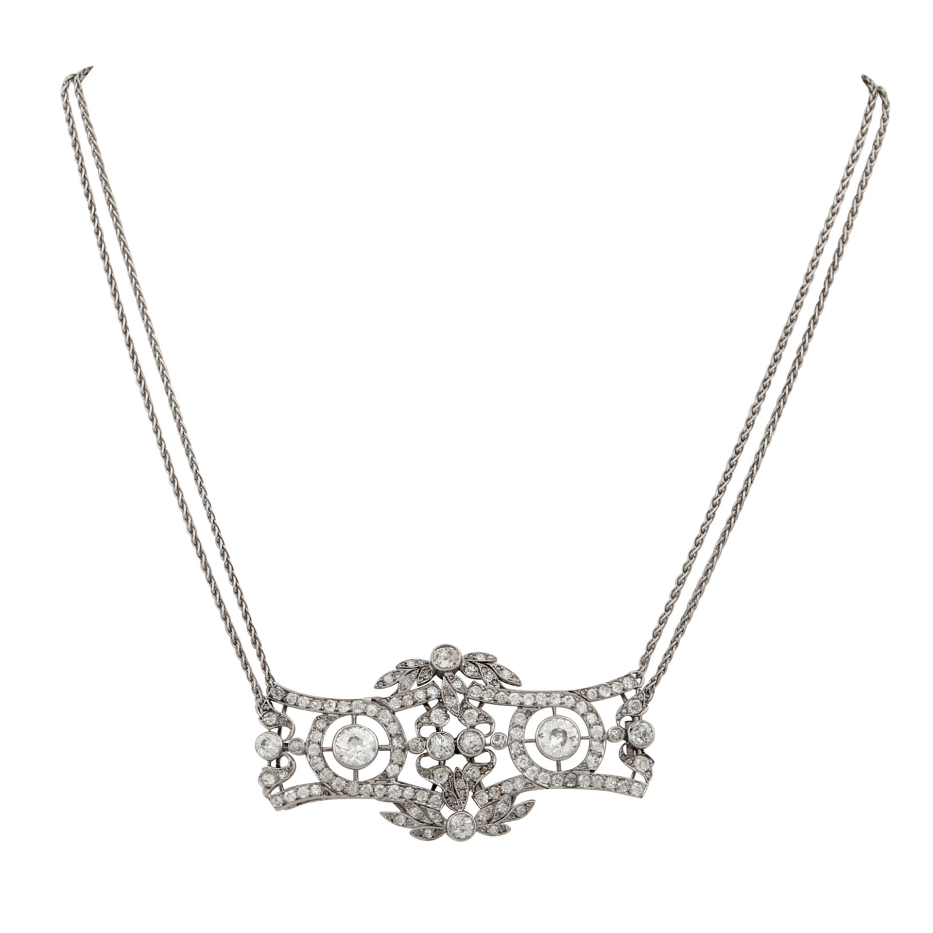 Collier mit diamantbesetztem Mittelteil,