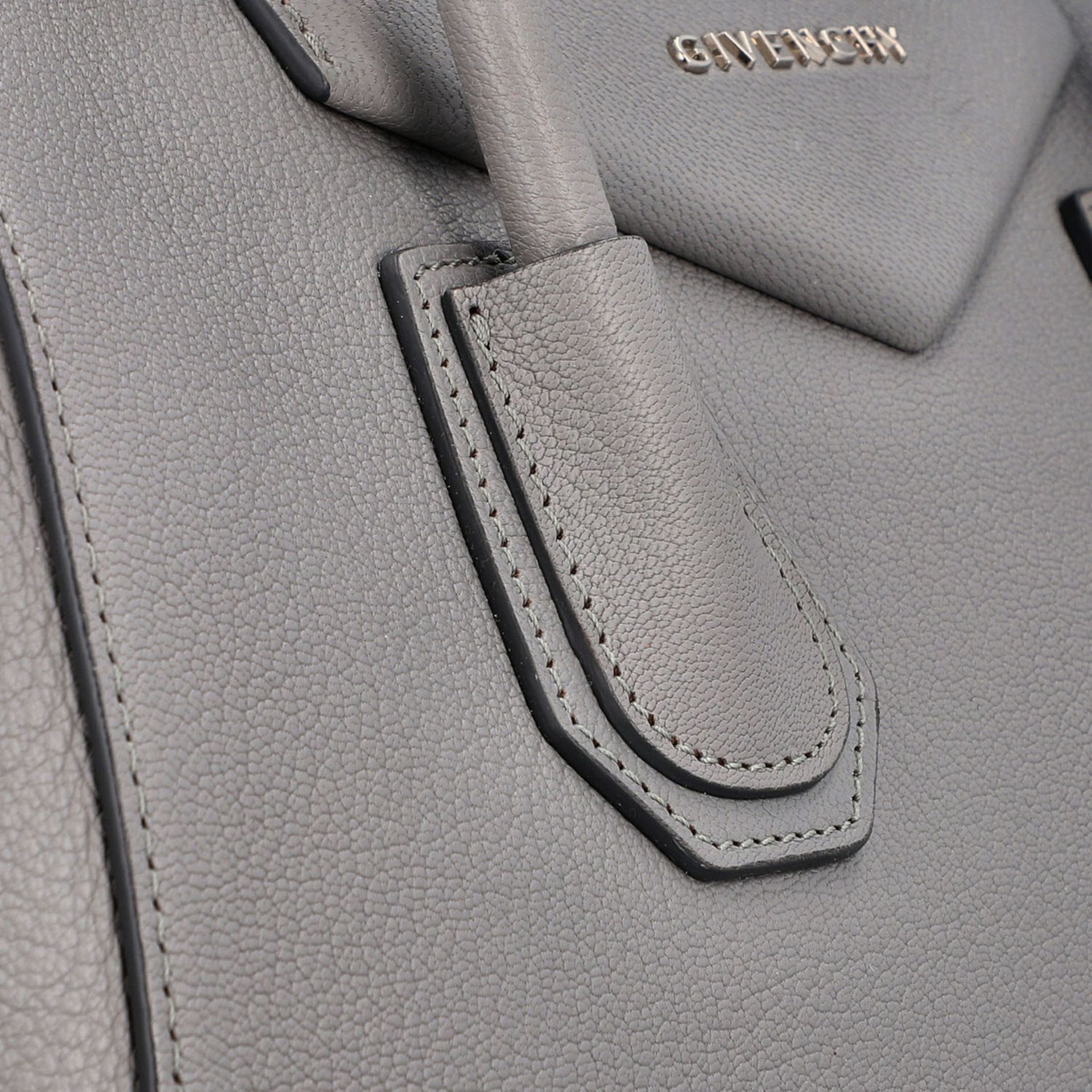 GIVENCHY Henkeltasche "ANTIGONA MEDIUM"; akt. NP.: 1.750,-€.<b - Bild 8 aus 8