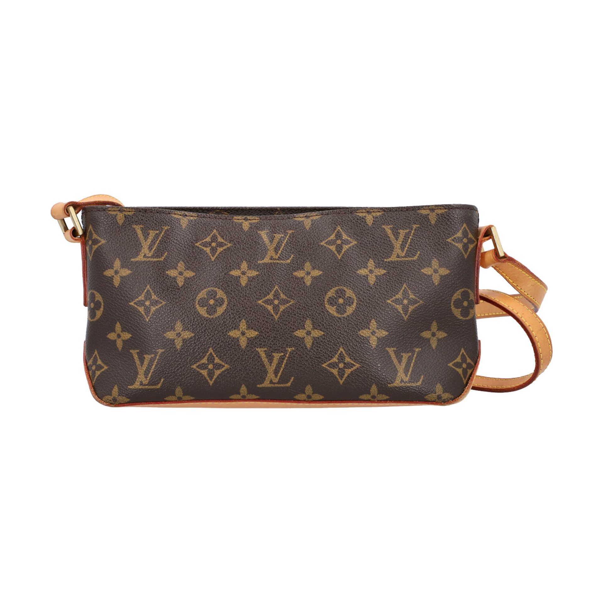 LOUIS VUITTON Umhängetasche "TROTTEUR", Koll. 2003.Monogram Canvas Serie mit naturbelassenem