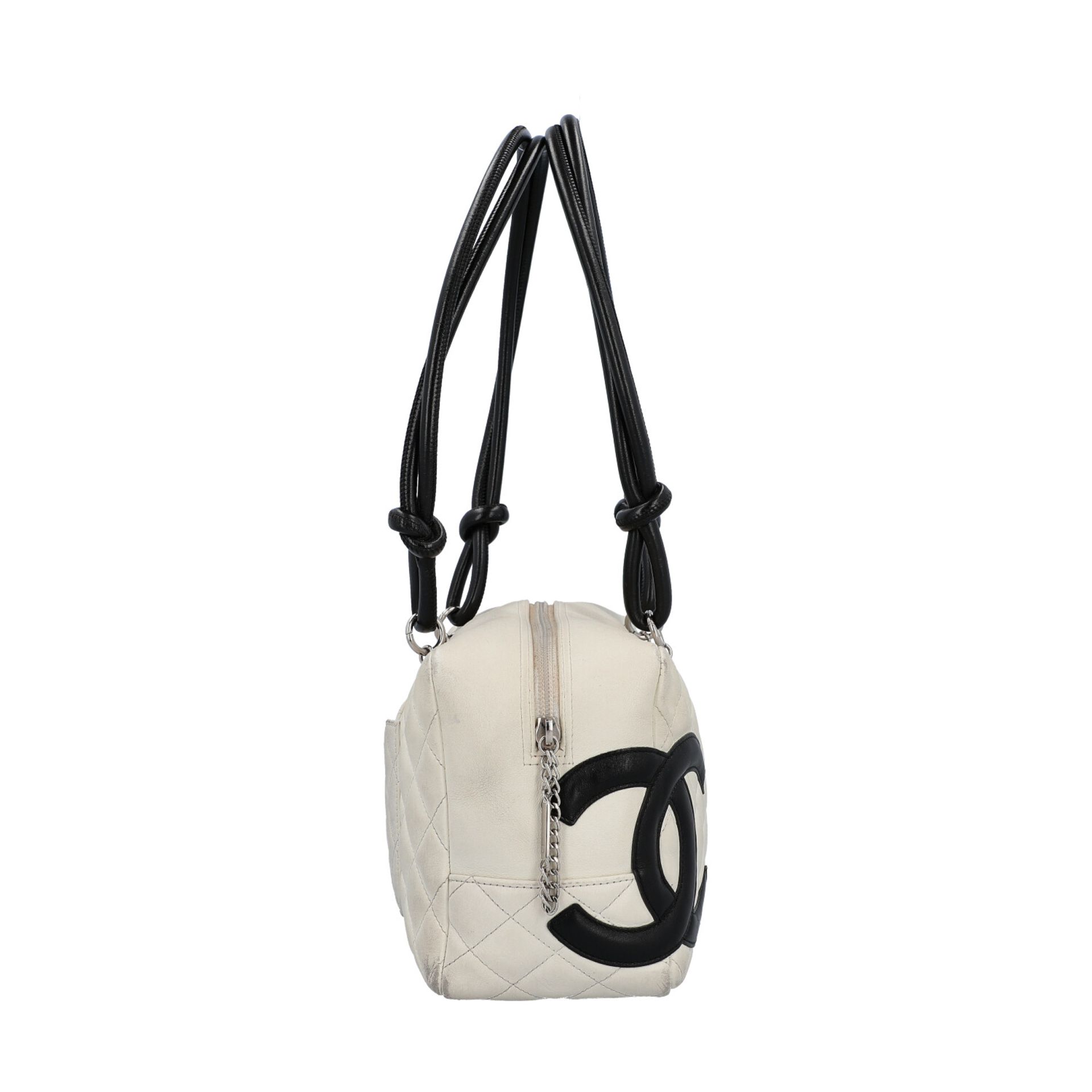 CHANEL Schultertasche "CAMBON LIGNE", Koll. 2004/2005.Weißes, in Rauten gestepptes Leder mit - Bild 3 aus 8