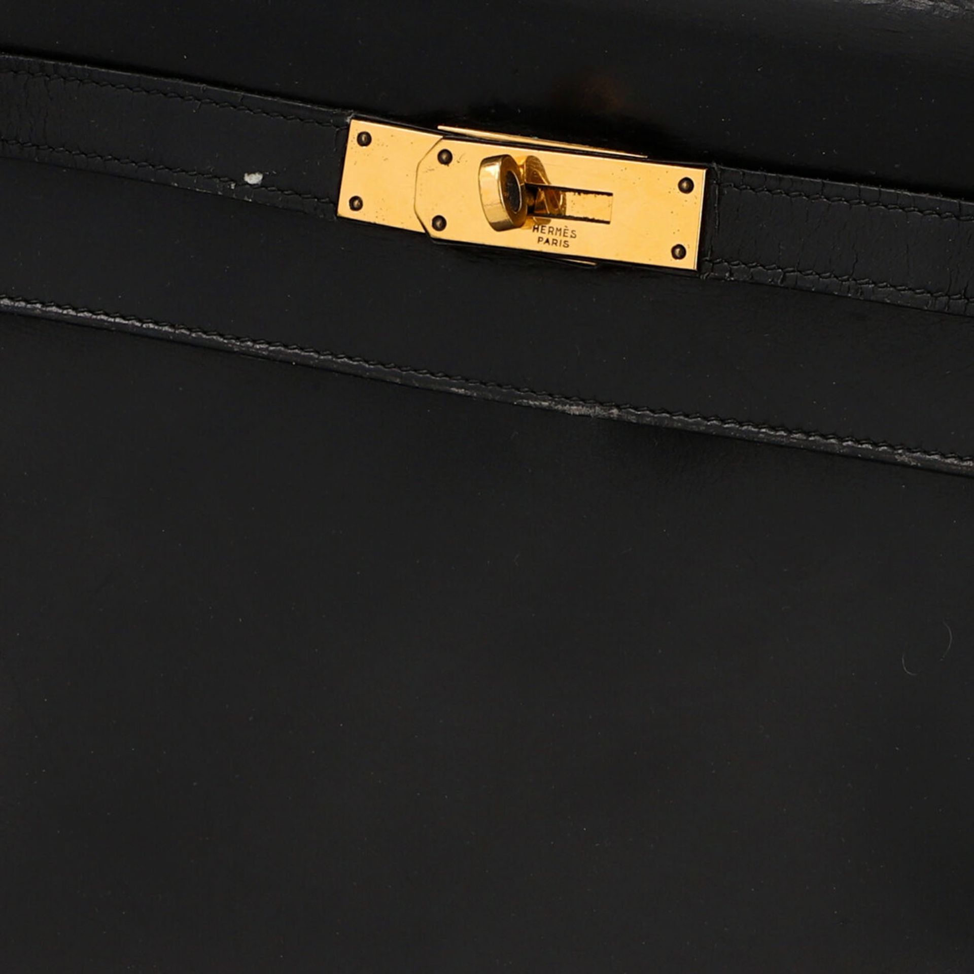 HERMÈS VINTAGE Handtasche "KELLY BAG 32". - Bild 7 aus 8