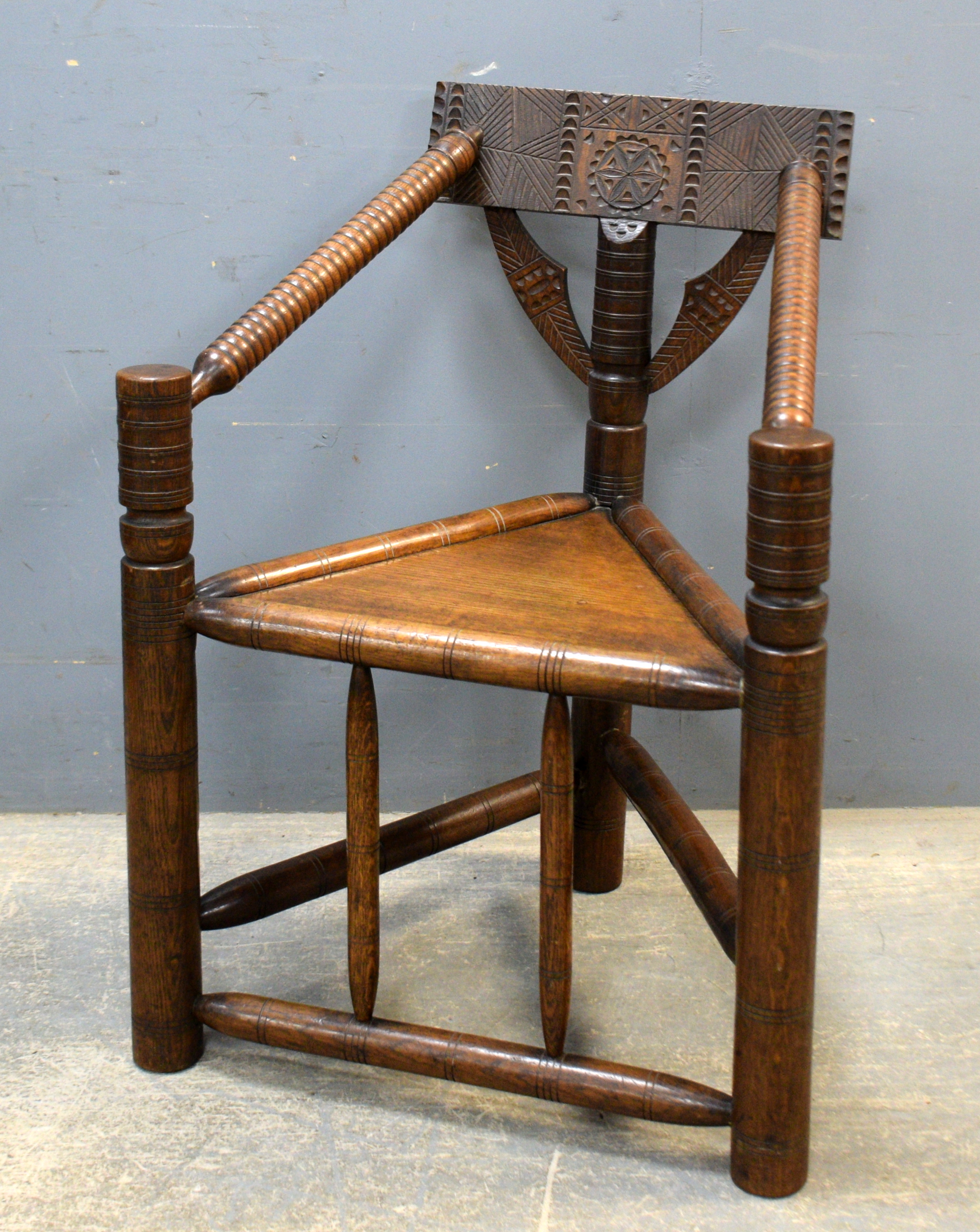 Antique English Arts & Crafts Turner's Corner Chair, Circa 1900 label for by J B Cheney