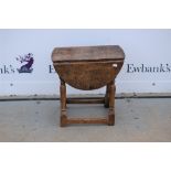 19th century oak adjustable drop-flap table,.