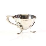 Arts and Crafts silver creamer/cup by William Deakin, Birmingham 1910. 4.5 cm high. Generally in
