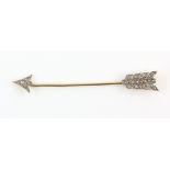 19th C arrow jabot pin, set with rose cut diamonds, mounted in 15 ct and platinum, 6.5 x 1 cm .