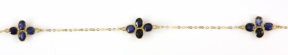 Sapphire cluster necklace; seven clusters of four oval faceted sapphires in floral formation - Image 6 of 8