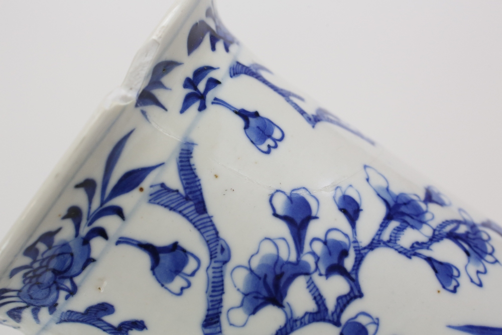 A blue and white vase with unglazed base, decorated with fruiting vine, 24 cm high; together with - Image 8 of 27